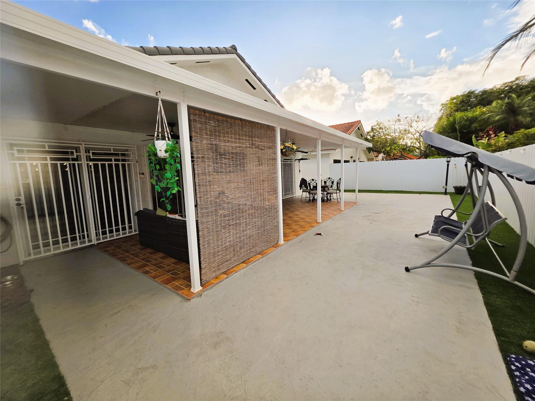 AVALON ESTATES - Residential