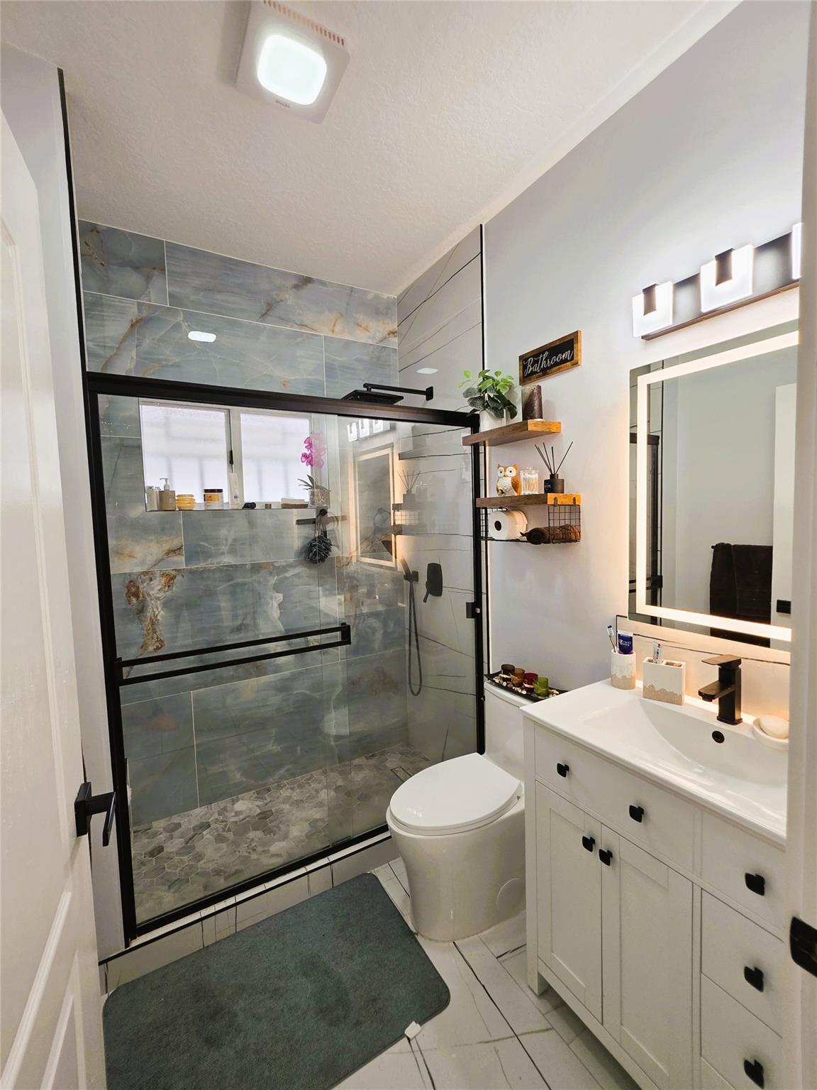 AVALON ESTATES - Residential