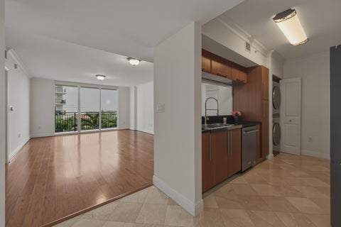 Tiny photo for 600 W Las Olas Boulevard #905s, Fort Lauderdale, FL 33312 (MLS # B26049394)