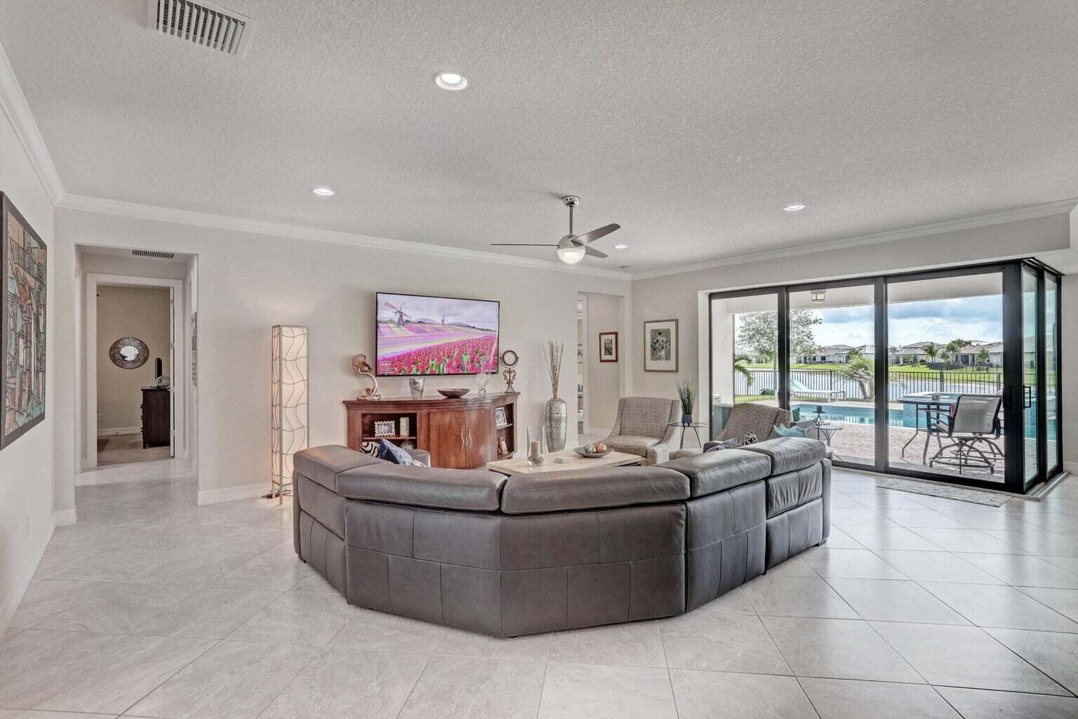 VERANDA PLAT NO 4 VERANDA GARDENS WEST PHASE 2 - Residential