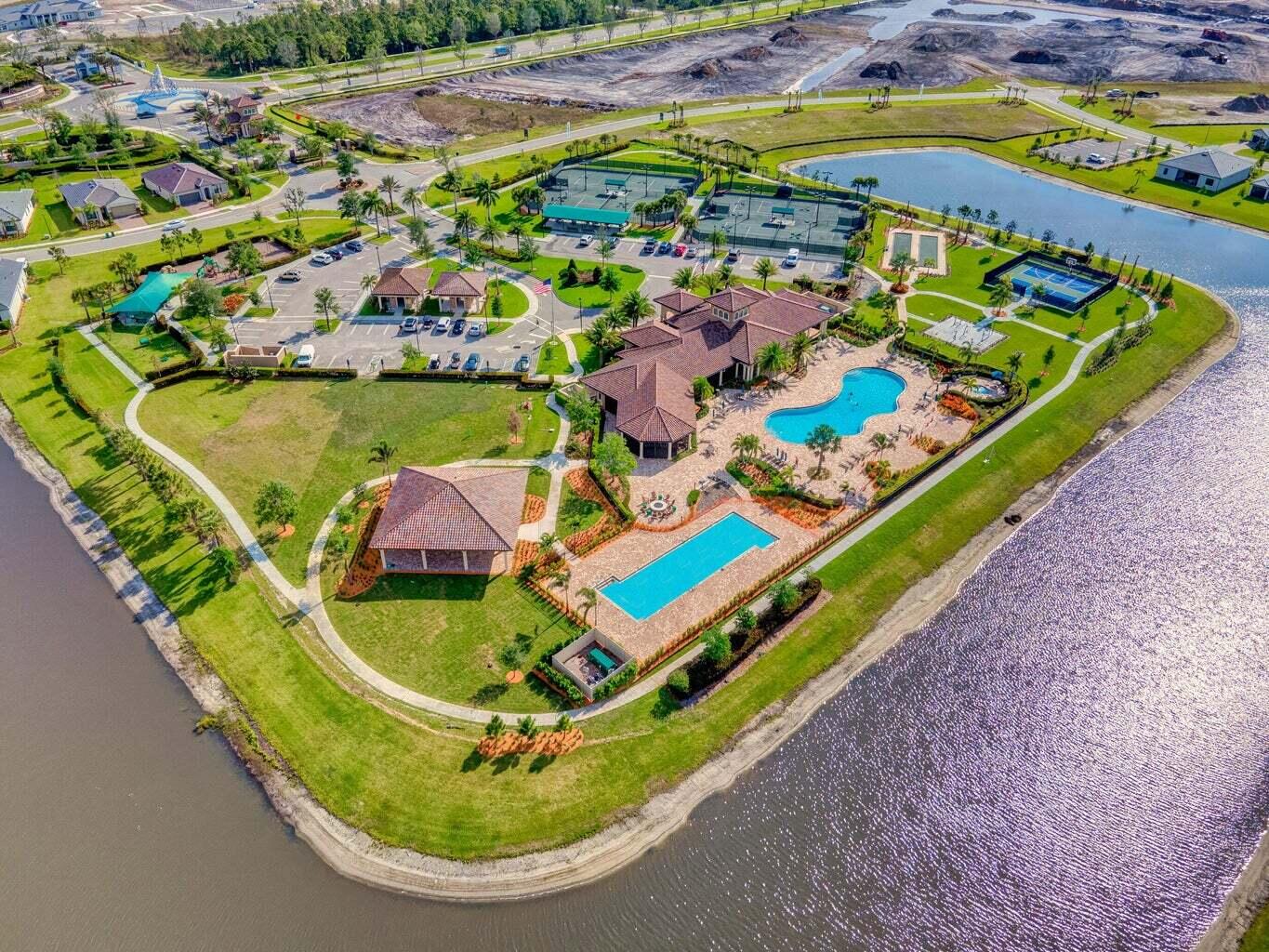 VERANDA PLAT NO 4 VERANDA GARDENS WEST PHASE 2 - Residential