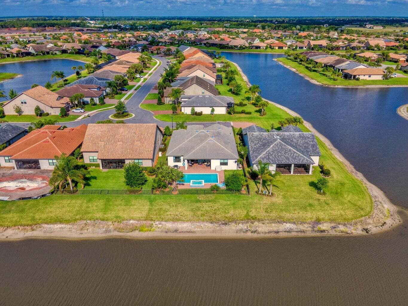 VERANDA PLAT NO 4 VERANDA GARDENS WEST PHASE 2 - Residential