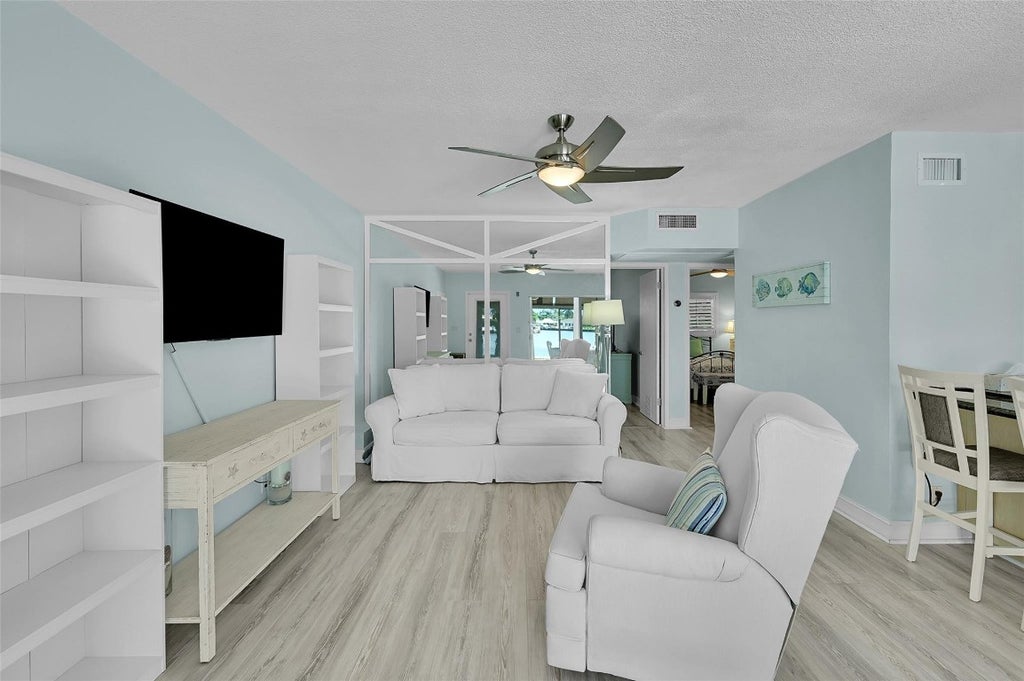 Photo of 1411 SE 9th Avenue #3, Pompano Beach, FL 33060 (MLS # F10519666)