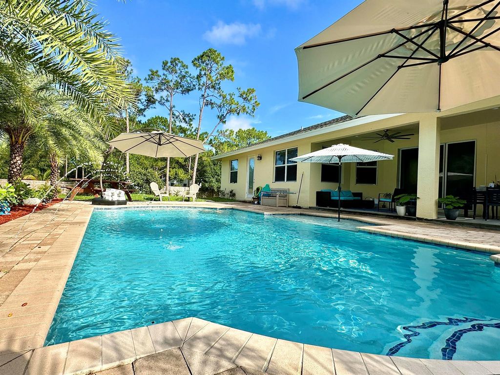 Photo of 13552 157 Court N, Jupiter, FL 33478 (MLS # R10998616)