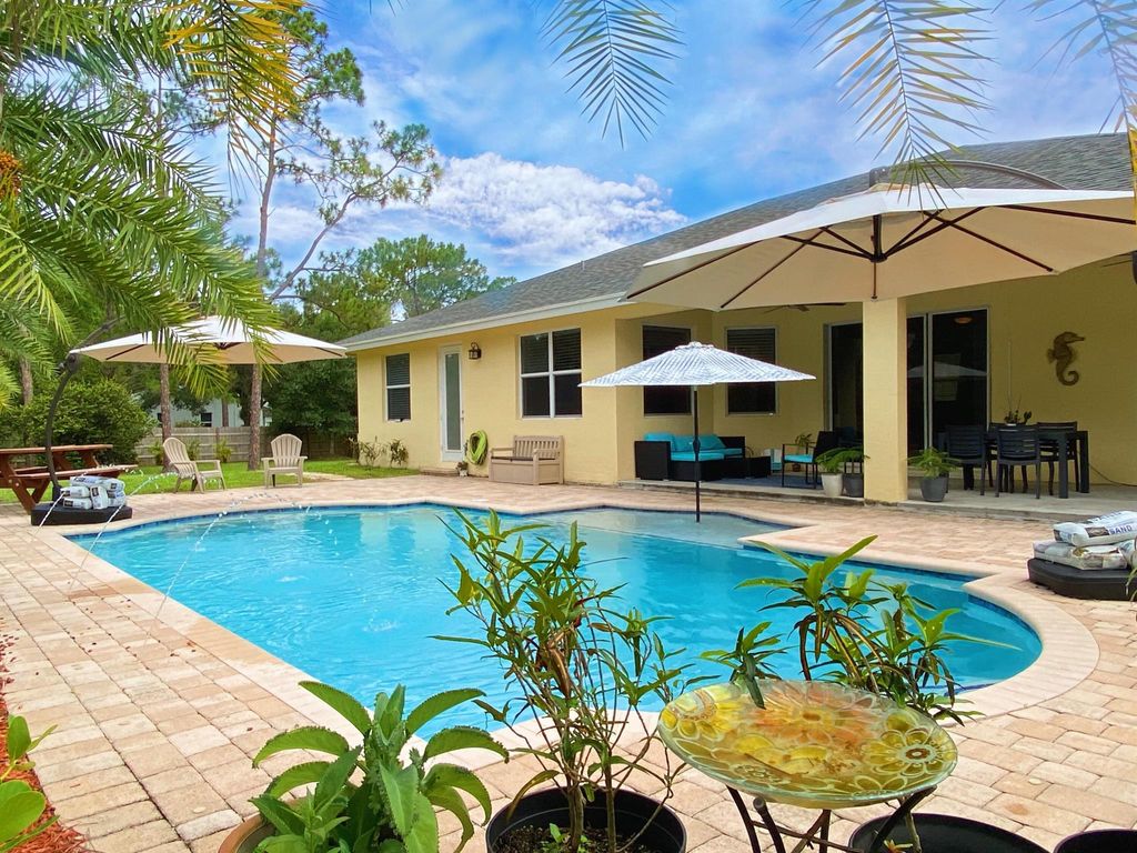 Photo of 13552 157 Court N, Jupiter, FL 33478 (MLS # R10998616)