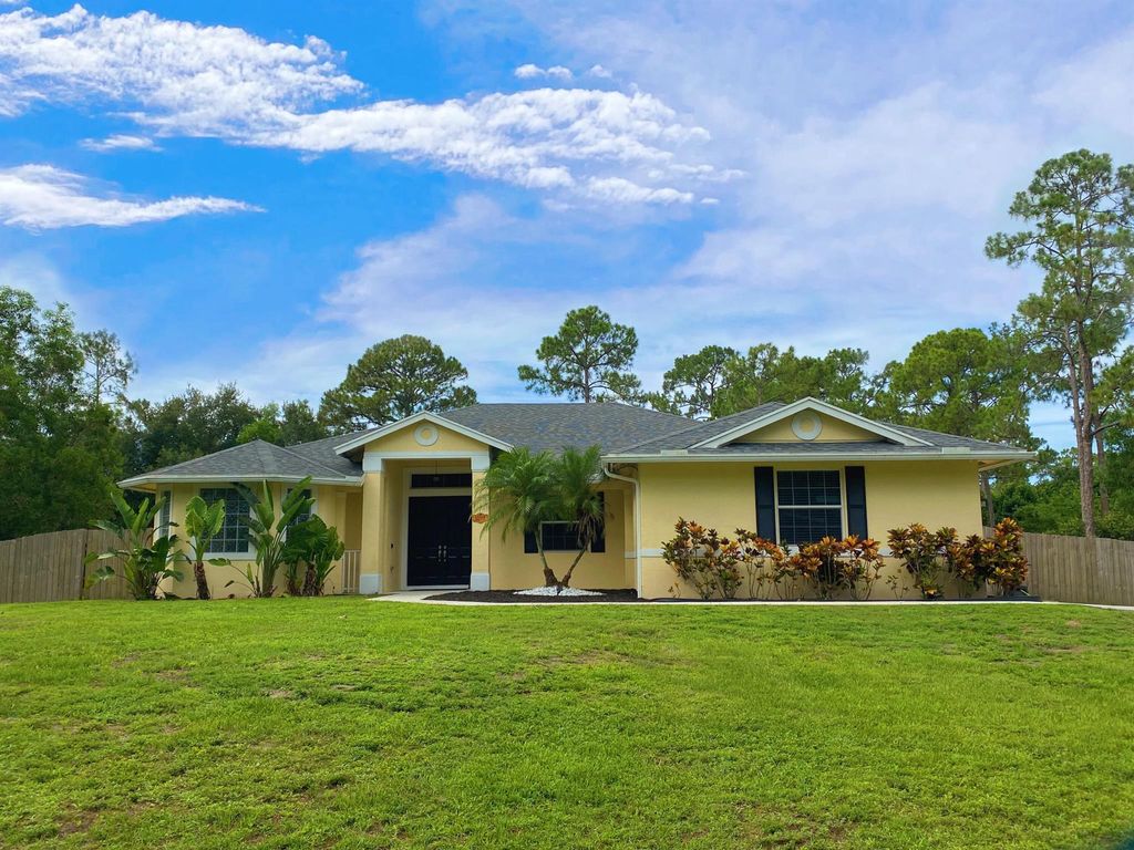 Photo of 13552 157 Court N, Jupiter, FL 33478 (MLS # R10998616)