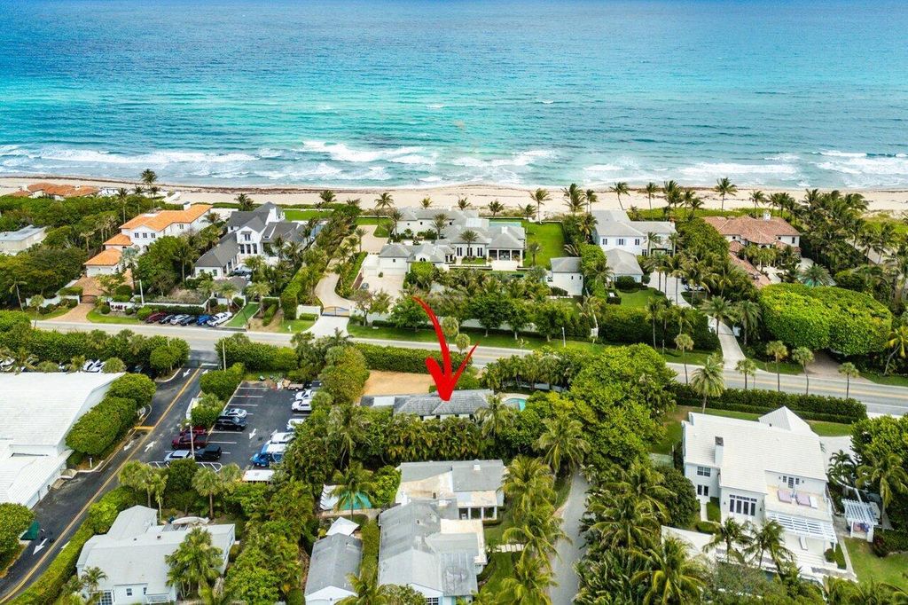 Photo of 3500 N Ocean Boulevard, Gulf Stream, FL 33483 (MLS # R11088173)
