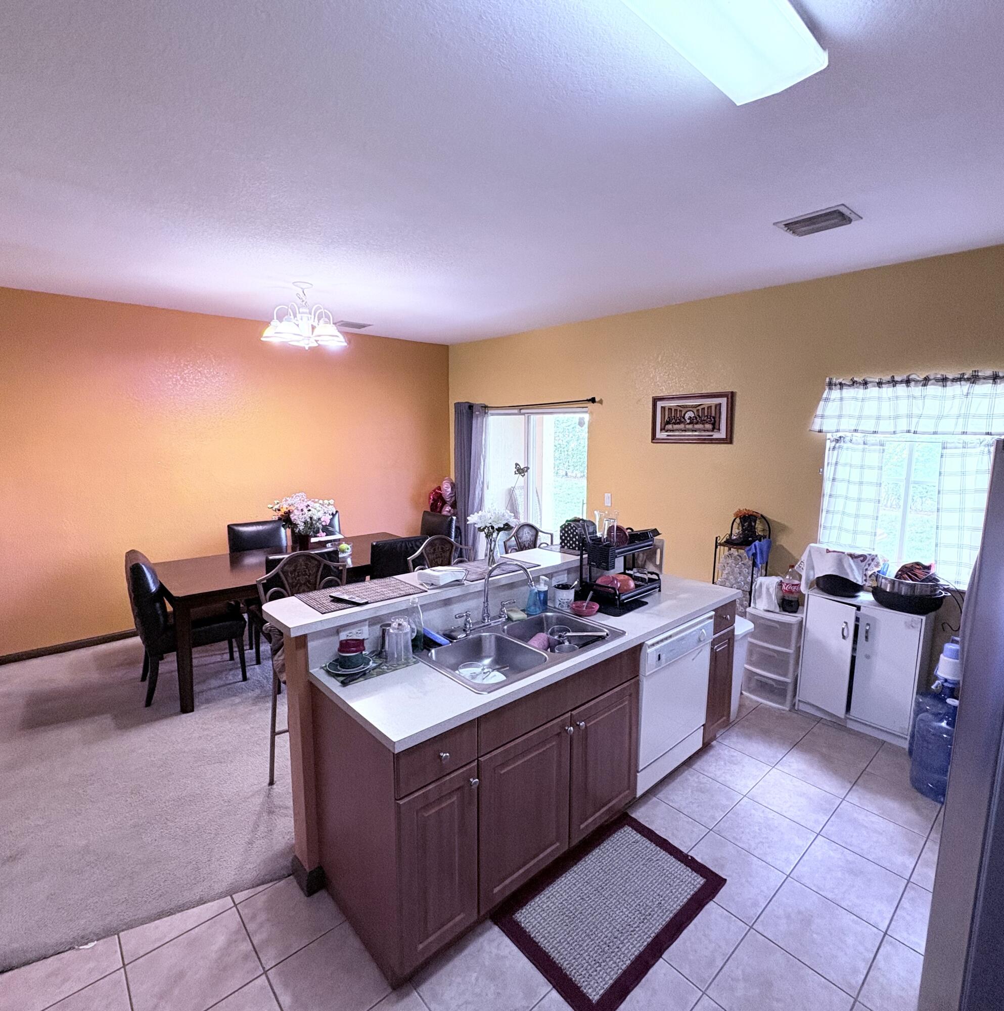 203 S Santa Catalina Circle 203, North Lauderdale, FL, 33068/$365,500 4 203 S Santa Catalina Circle 203