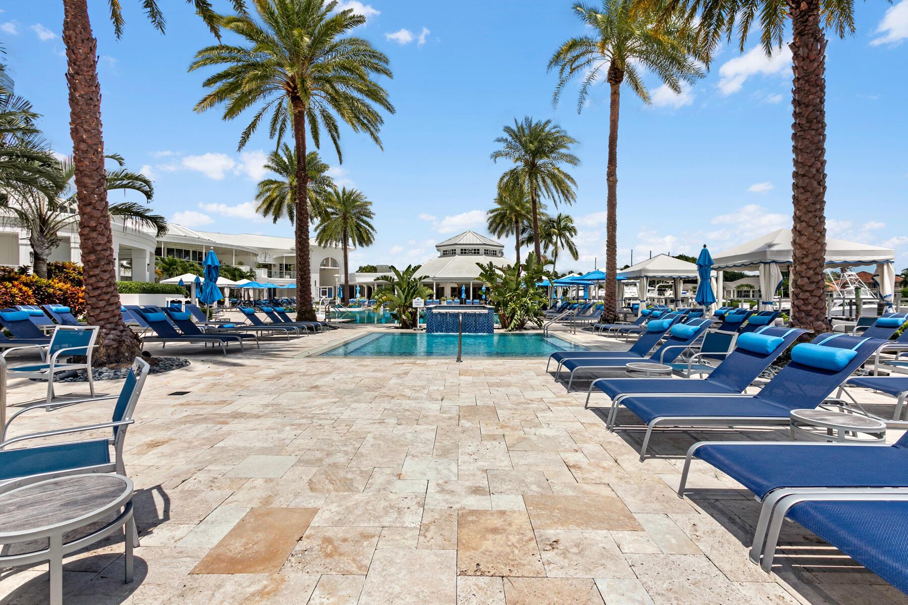 ADMIRALS COVE - Residential
