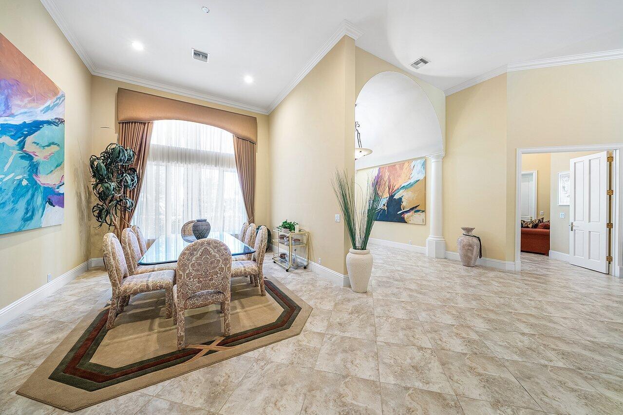 ADMIRALS COVE - Residential