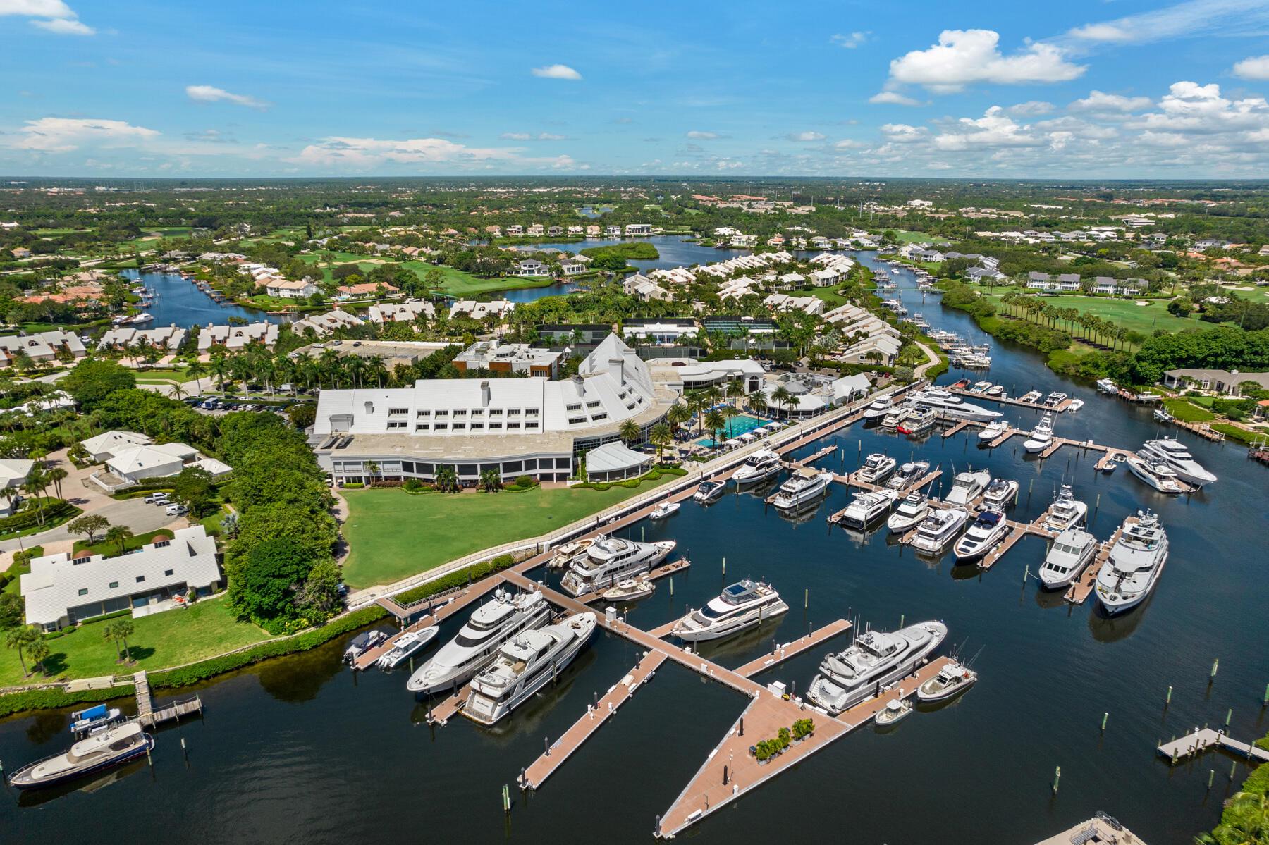 ADMIRALS COVE - Residential