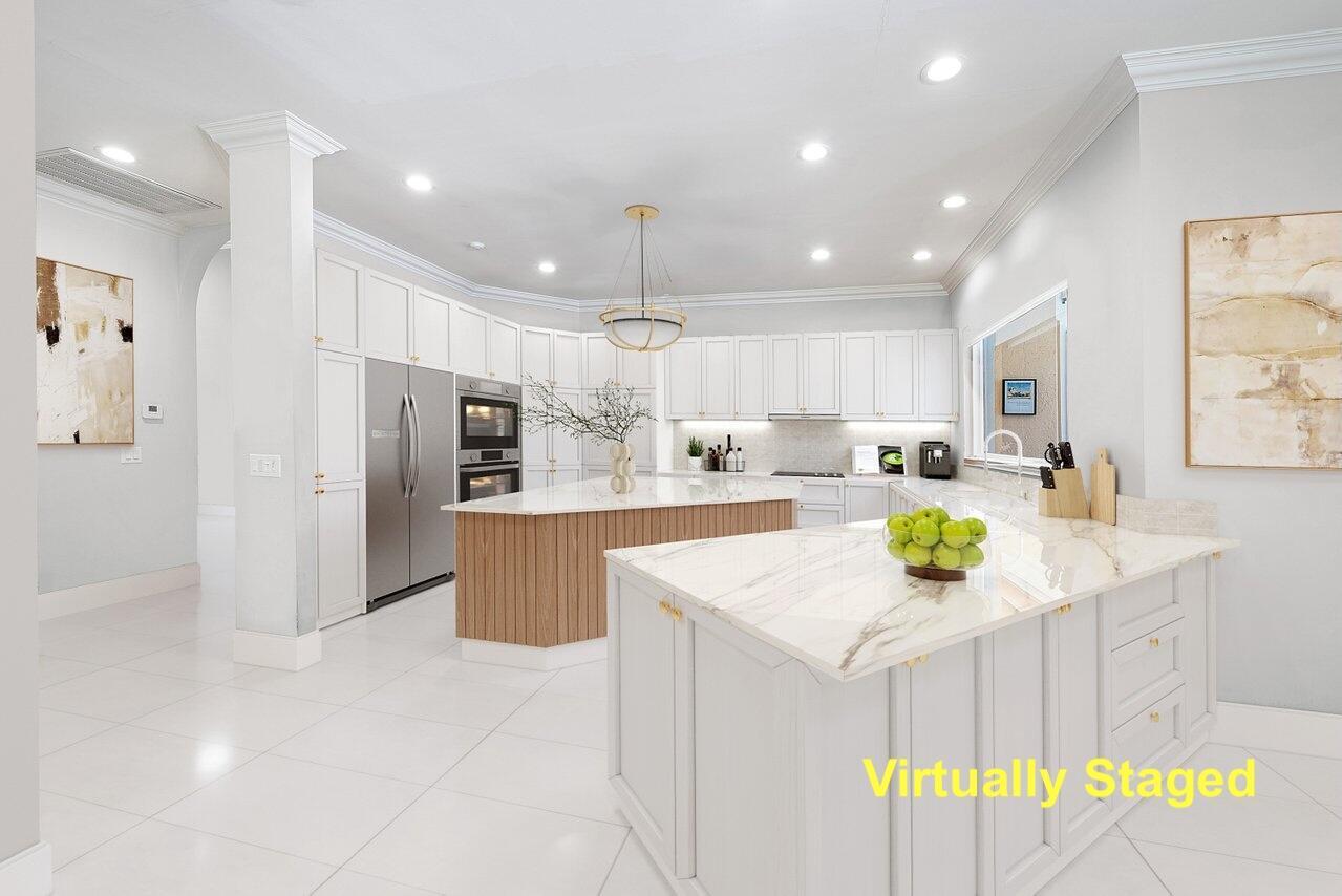 ADMIRALS COVE - Residential