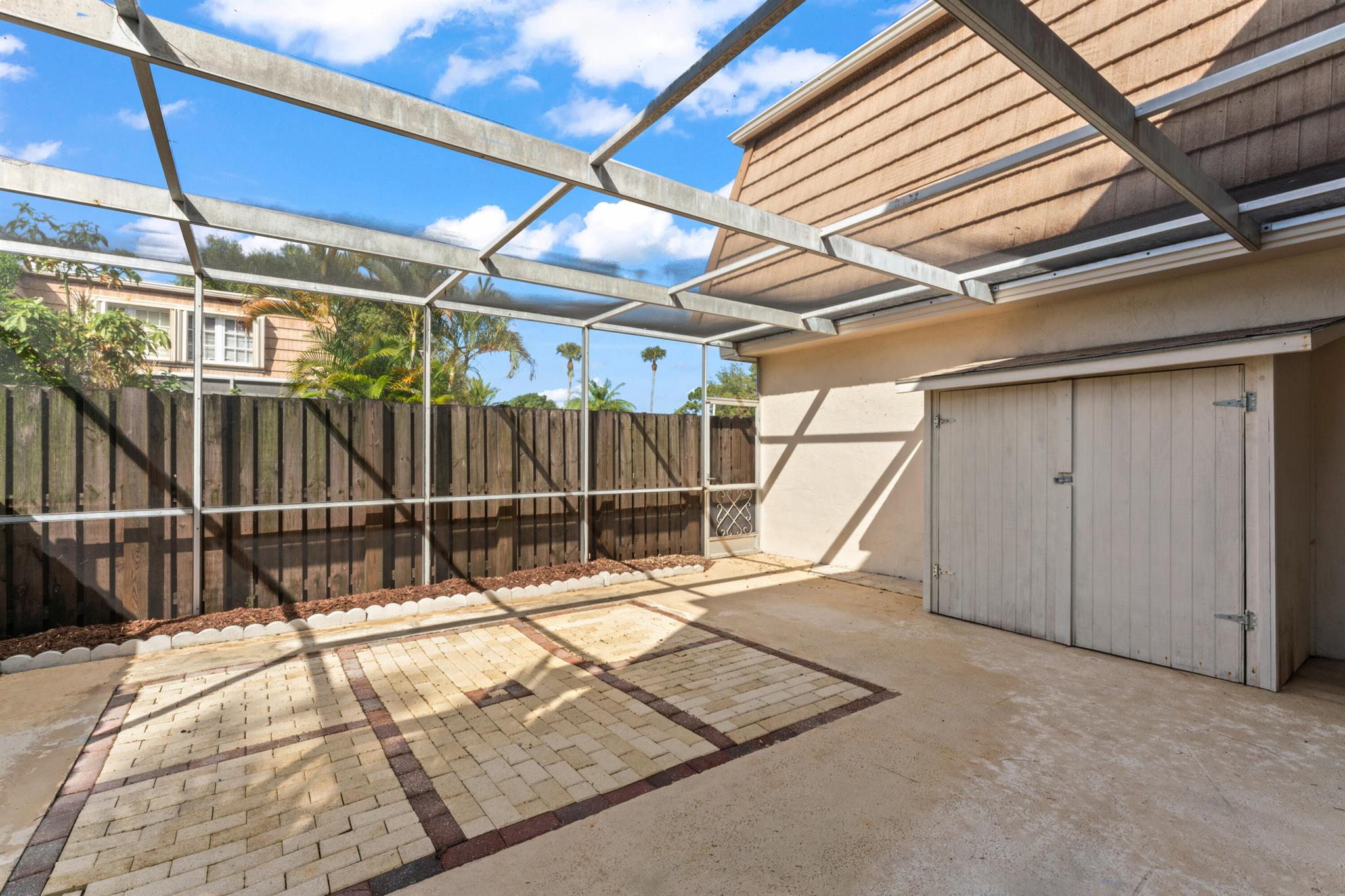 WINCHESTER COURT - Residential