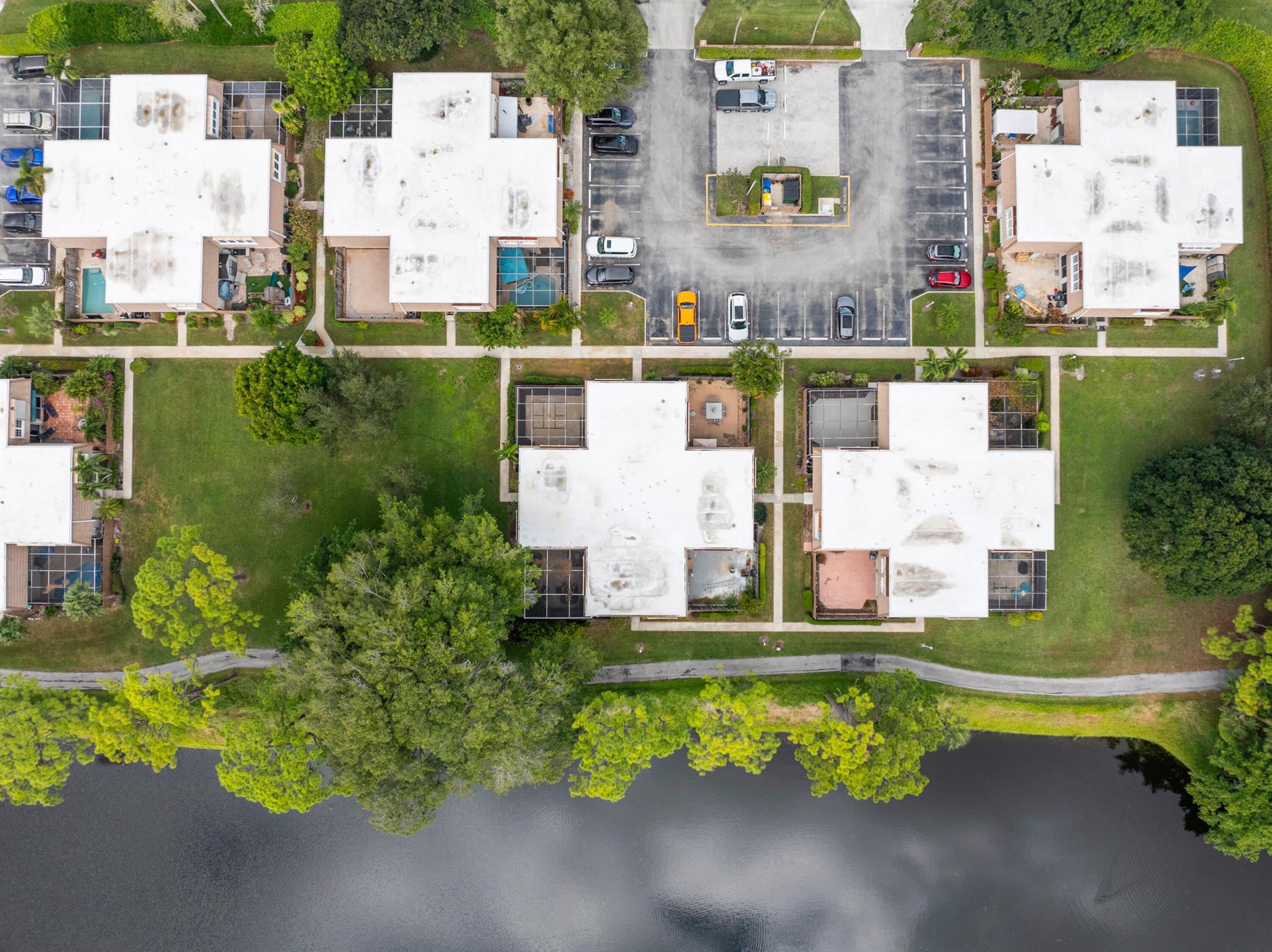 WINCHESTER COURT - Residential