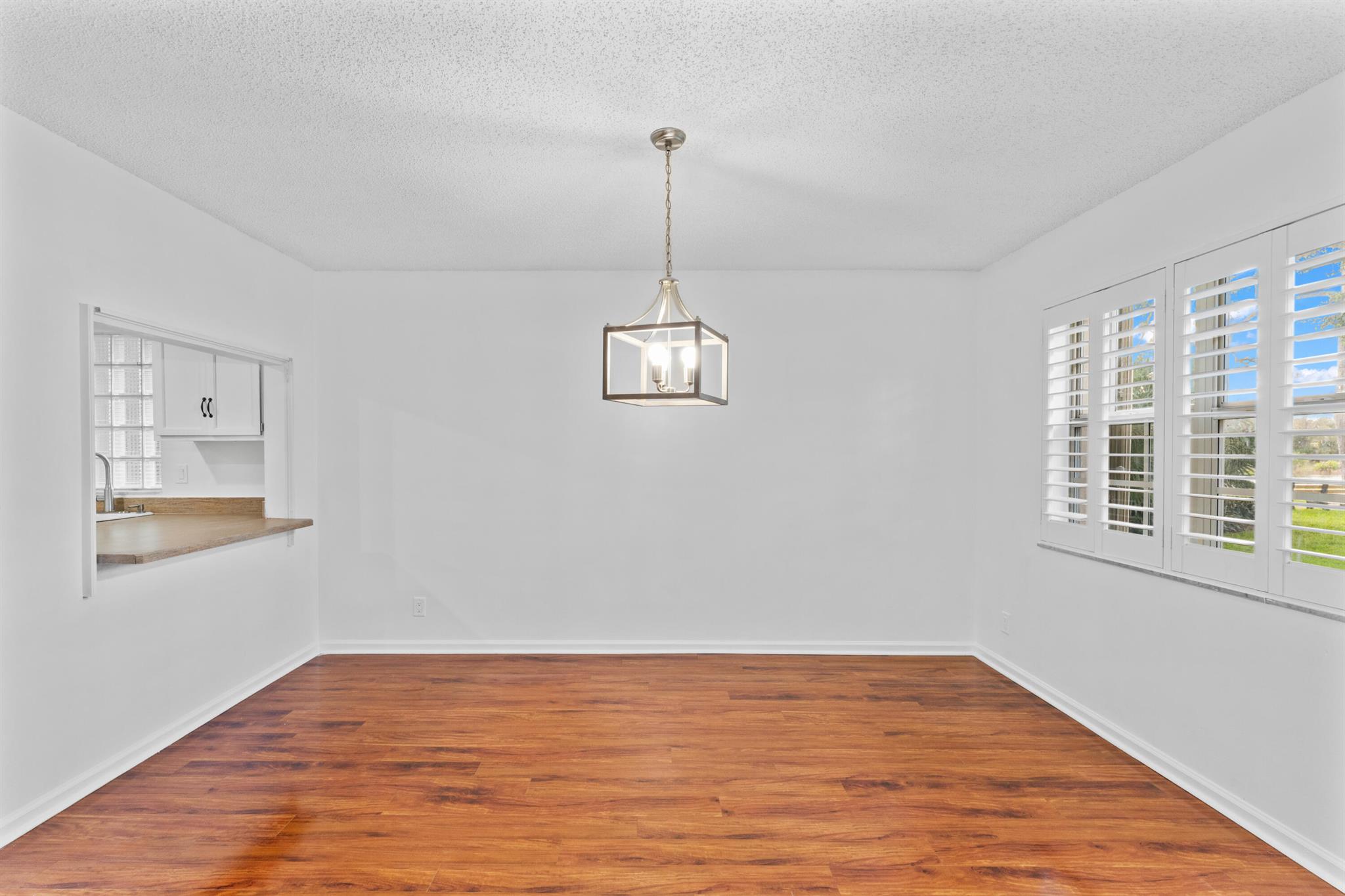 WINCHESTER COURT - Residential