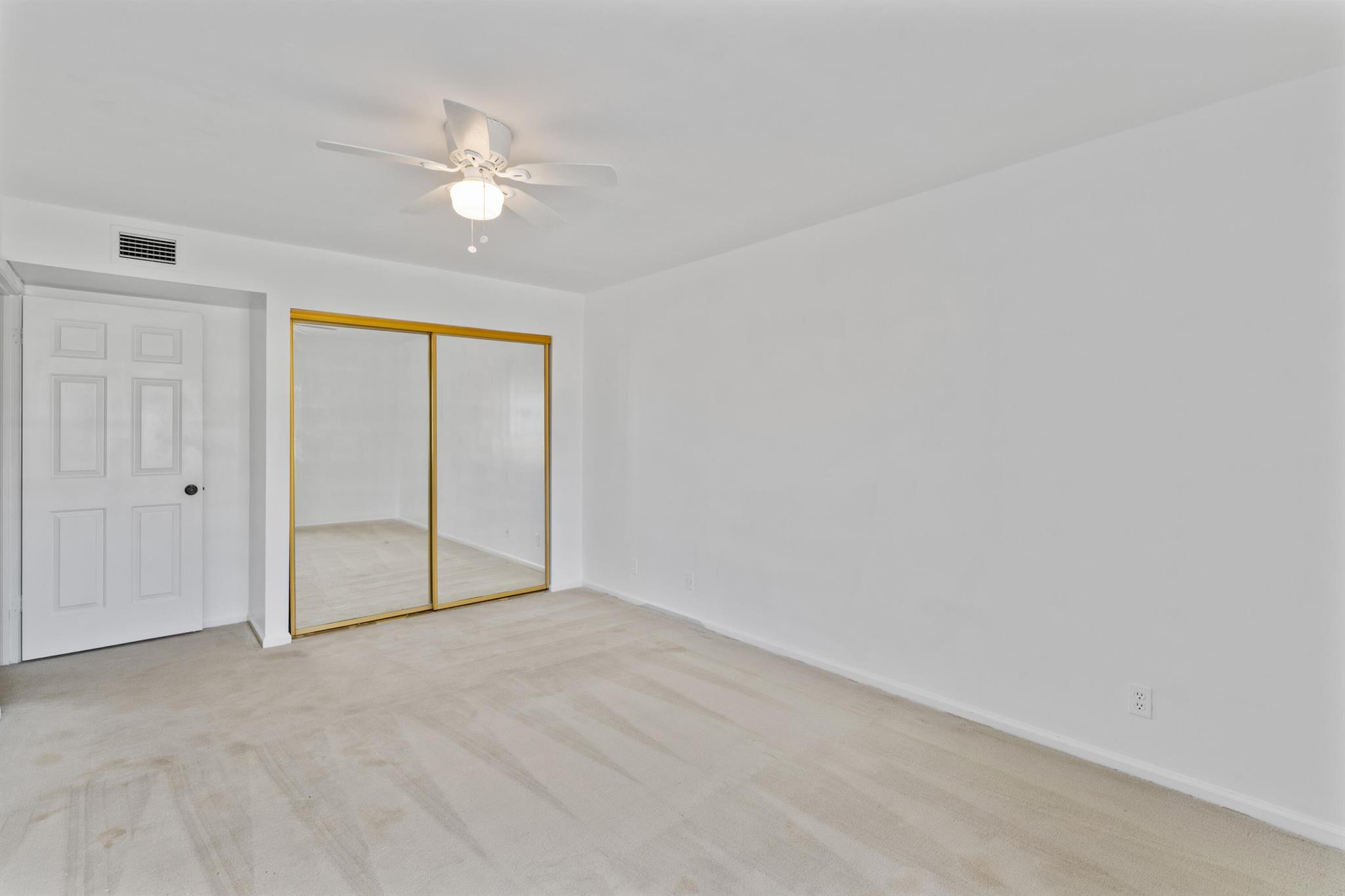 WINCHESTER COURT - Residential