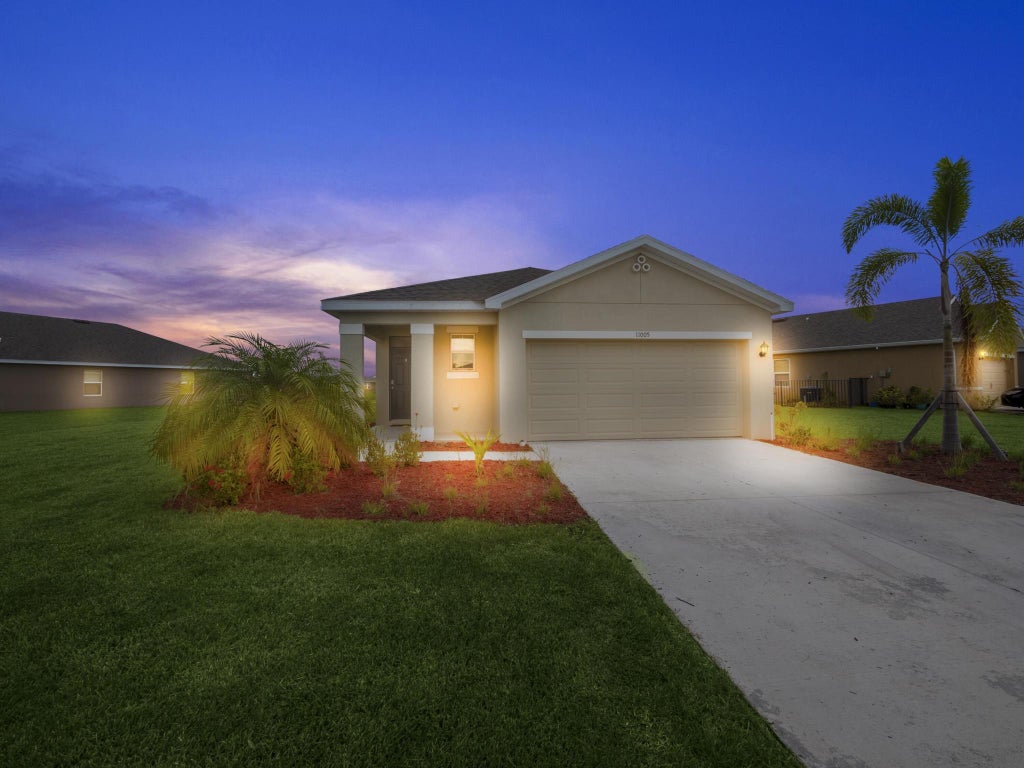 Photo of 11005 SW Pacini Way, Port St Lucie, FL 34987 (MLS # R10910484)