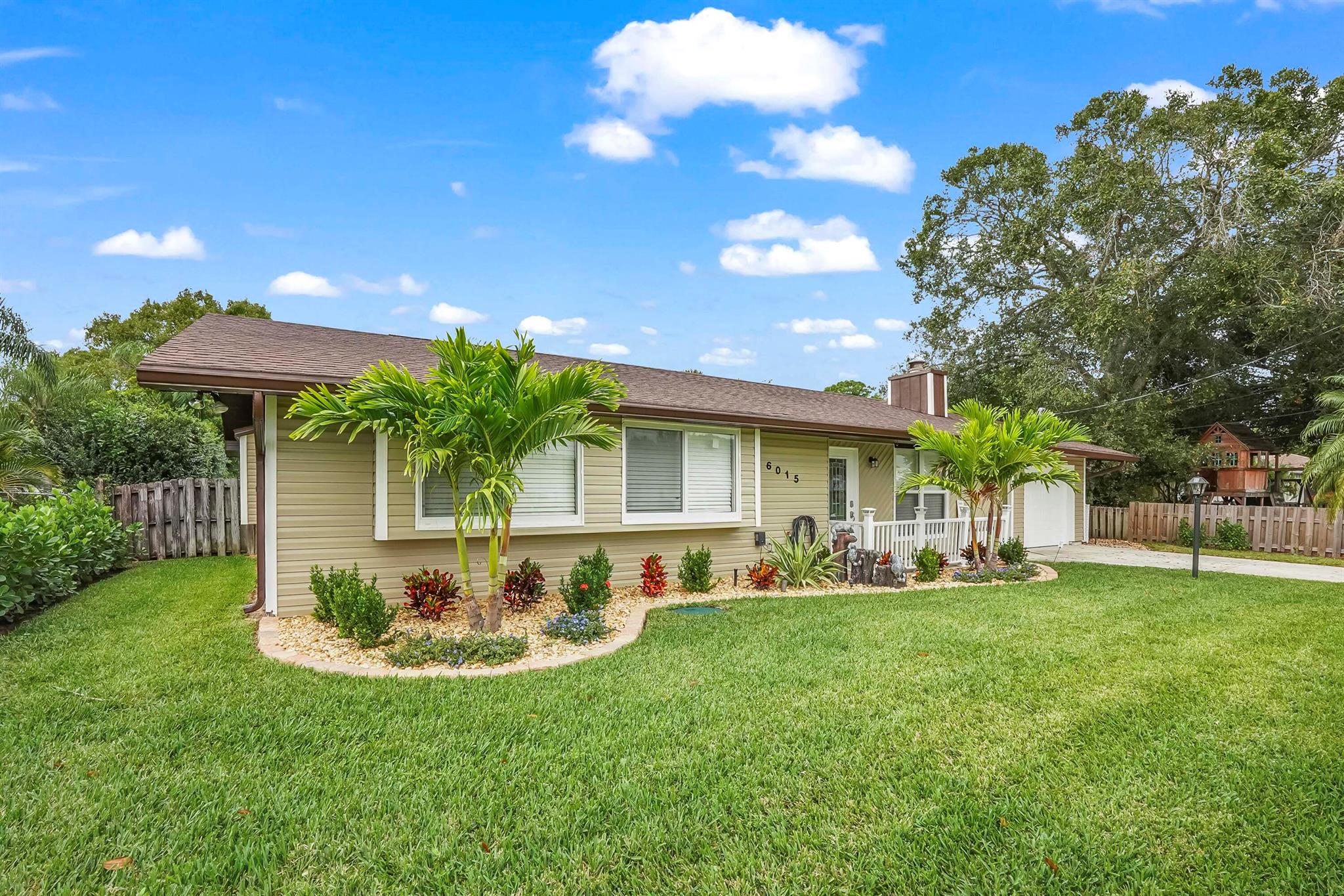 INDIAN RIVER ESTATES - Residential