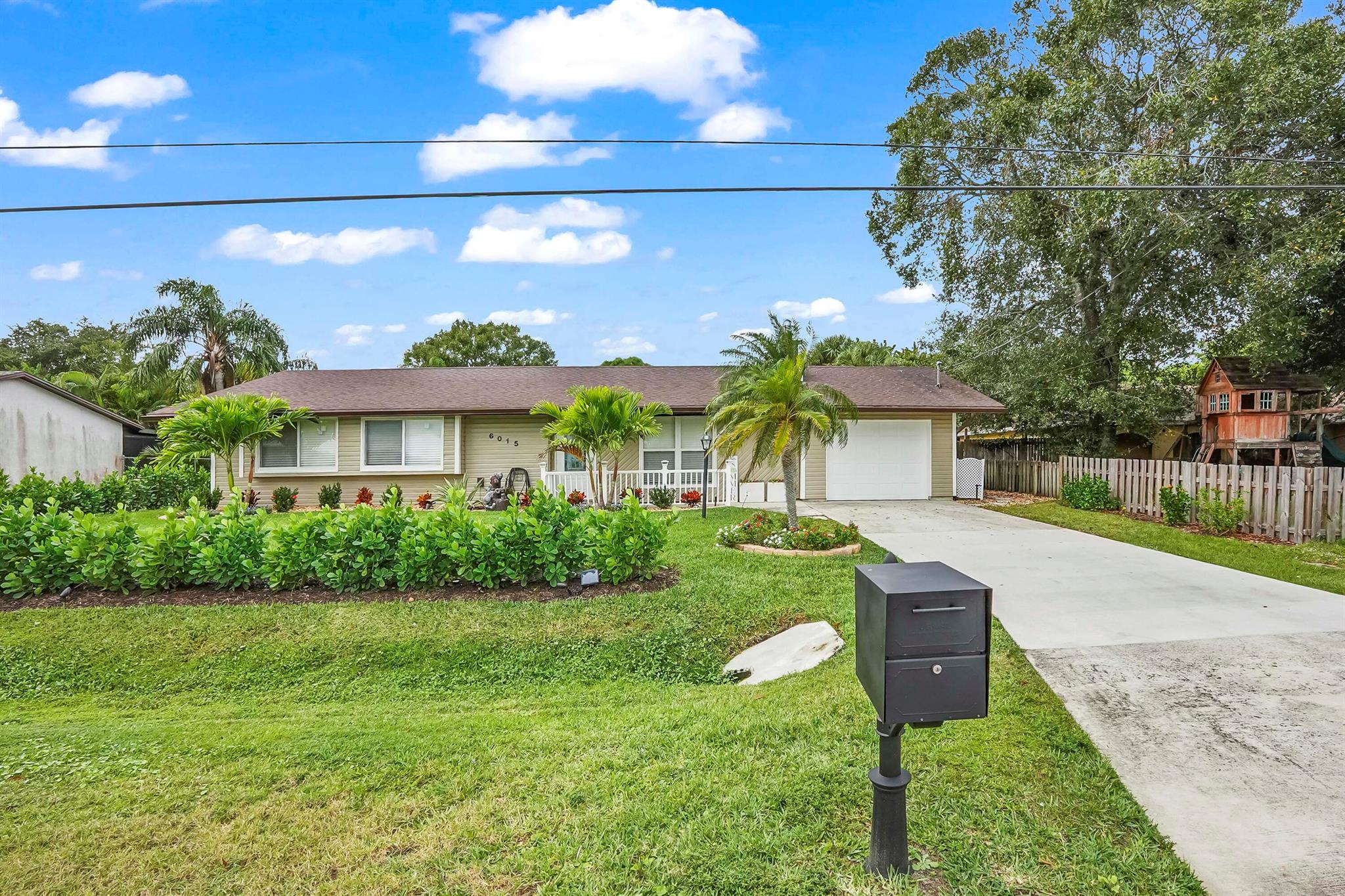 INDIAN RIVER ESTATES - Residential