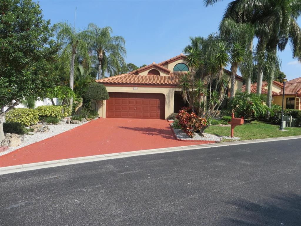 Photo of 153 Island Way Way, Green Acres, FL 33413 (MLS # R10781493)