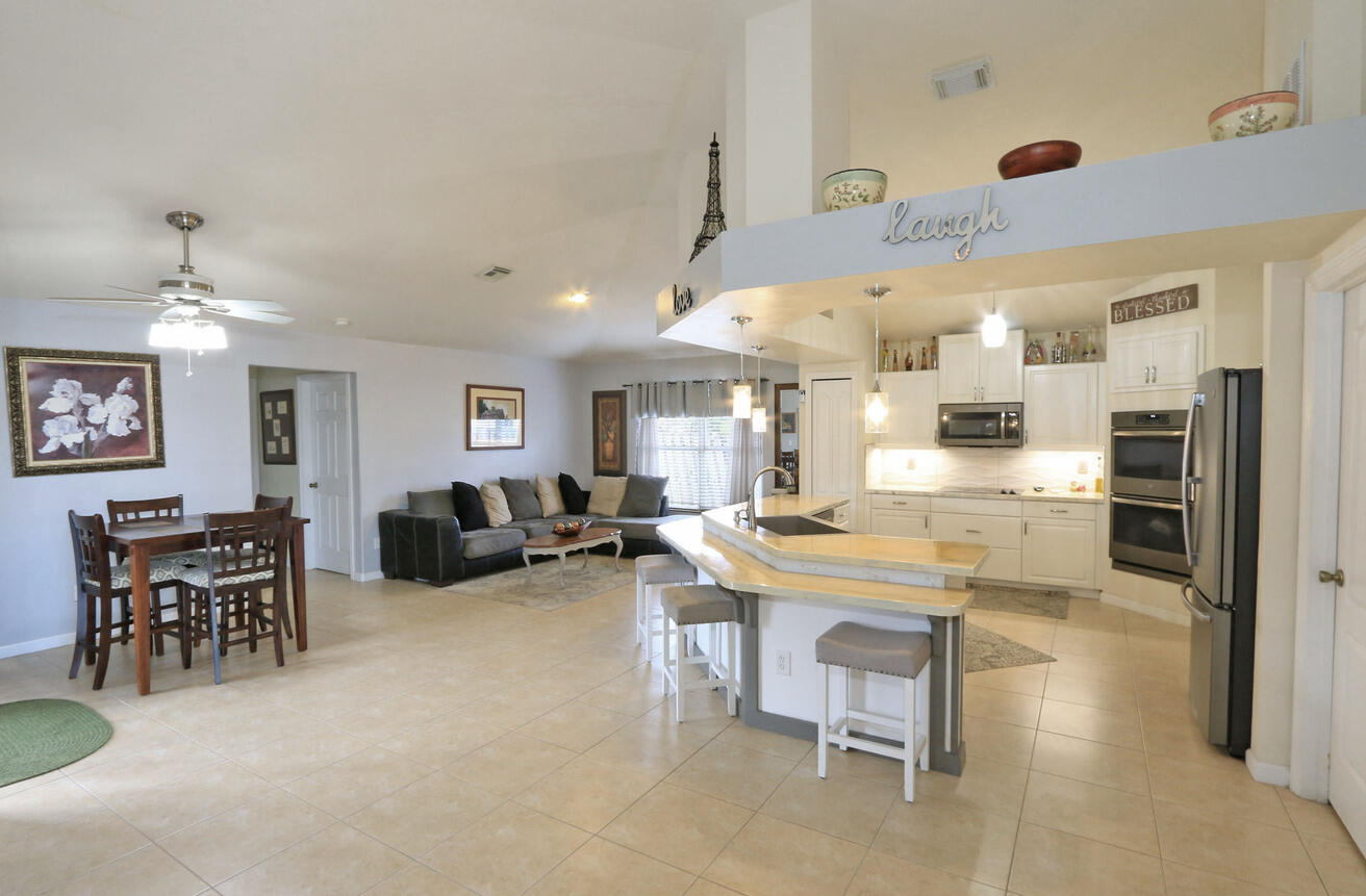 PORT ST LUCIE SECTION 44 - Residential