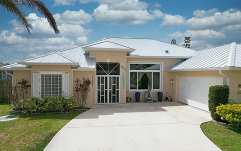 Photo of 5822 NW Bates Avenue, Port Saint Lucie, FL 34986 (MLS # B26011087)
