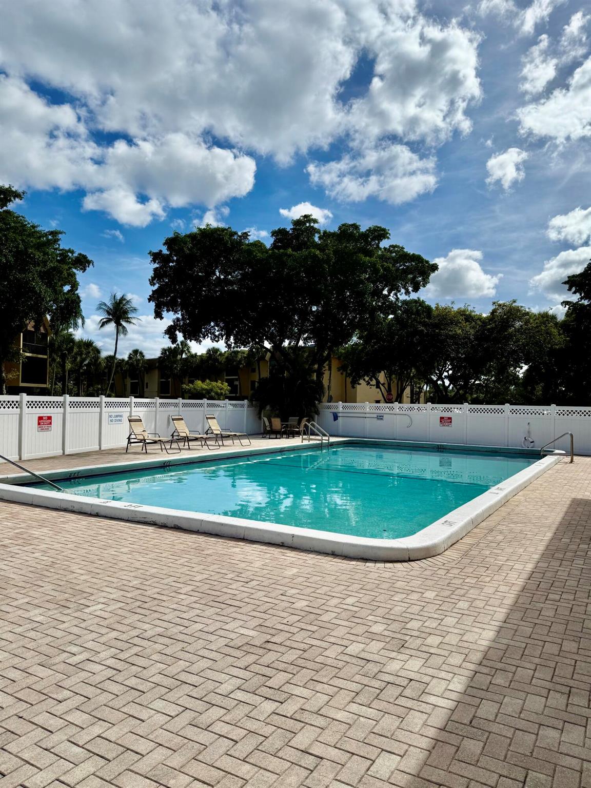 Casa Del Rio Condo - Residential