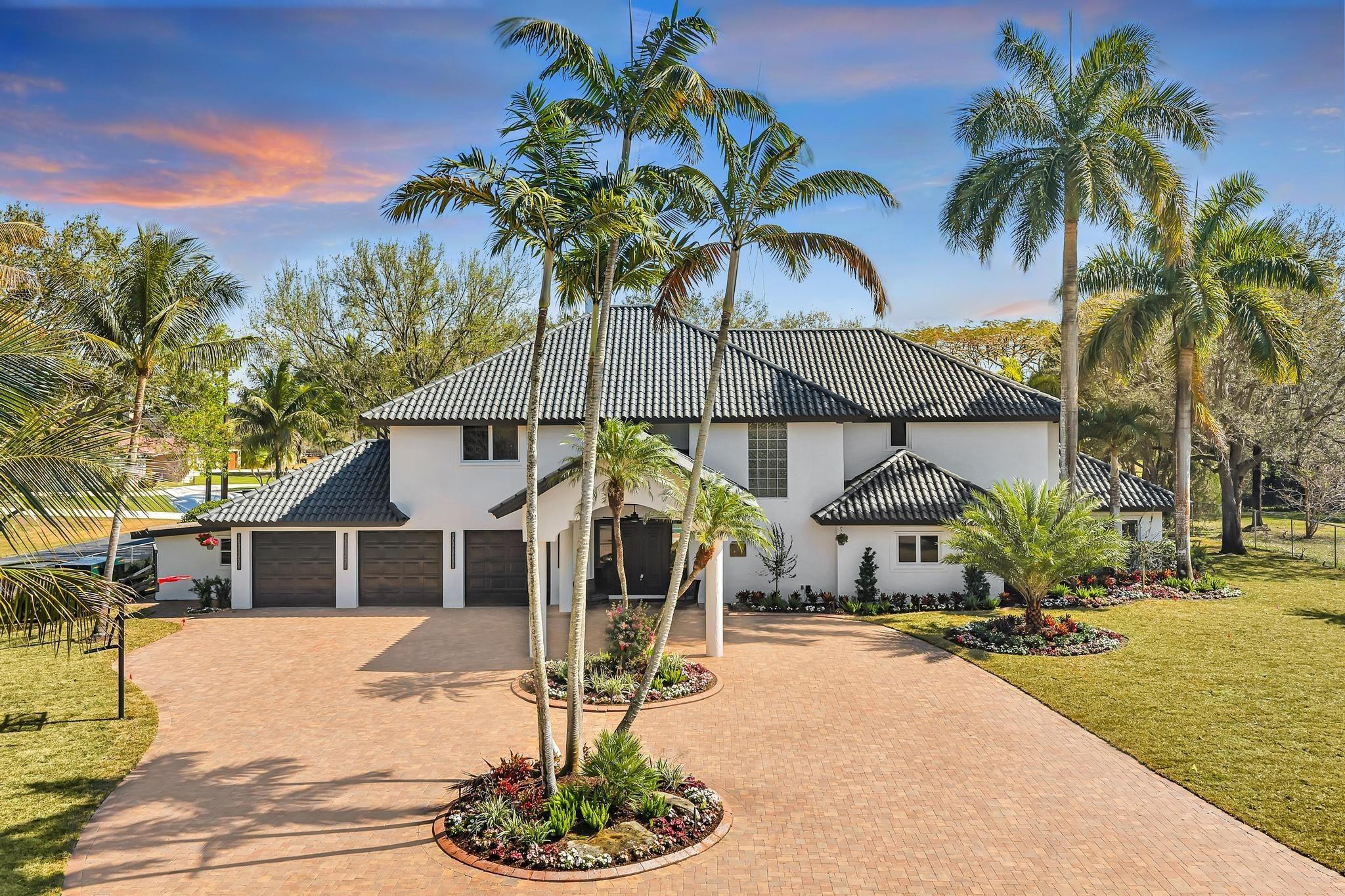 1704 SW 142nd Avenue