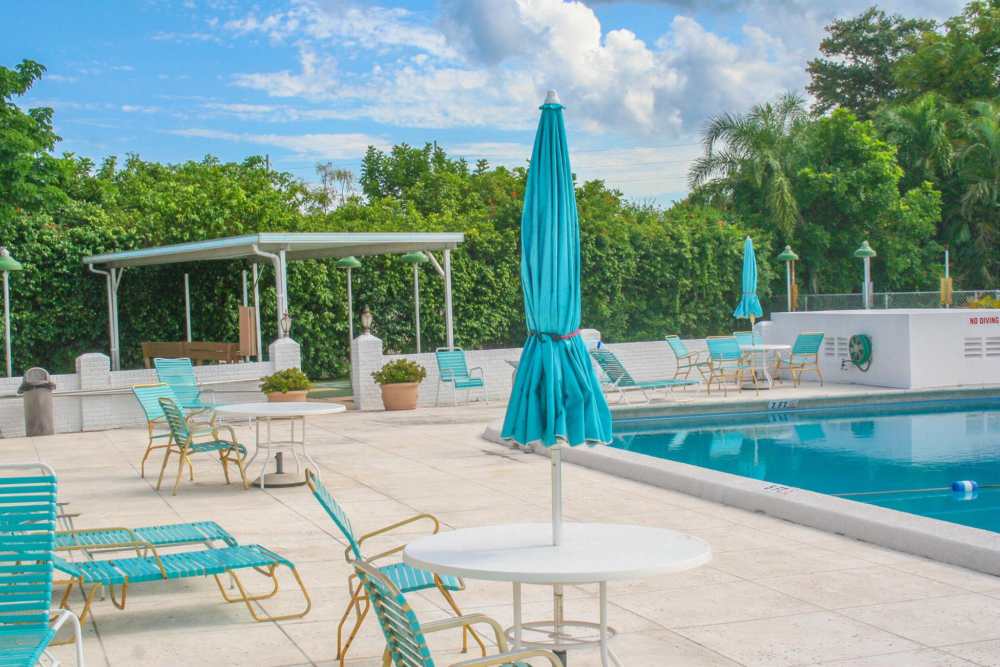 LAKESIDE POINT APT NO 2 C - Residential