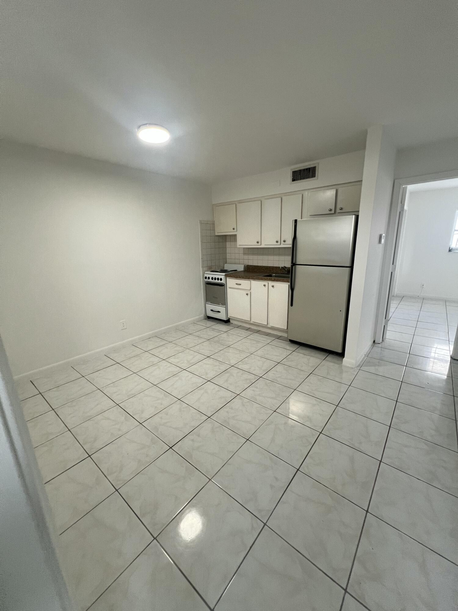 Lake Worth Town Add 01 - Residential Lease