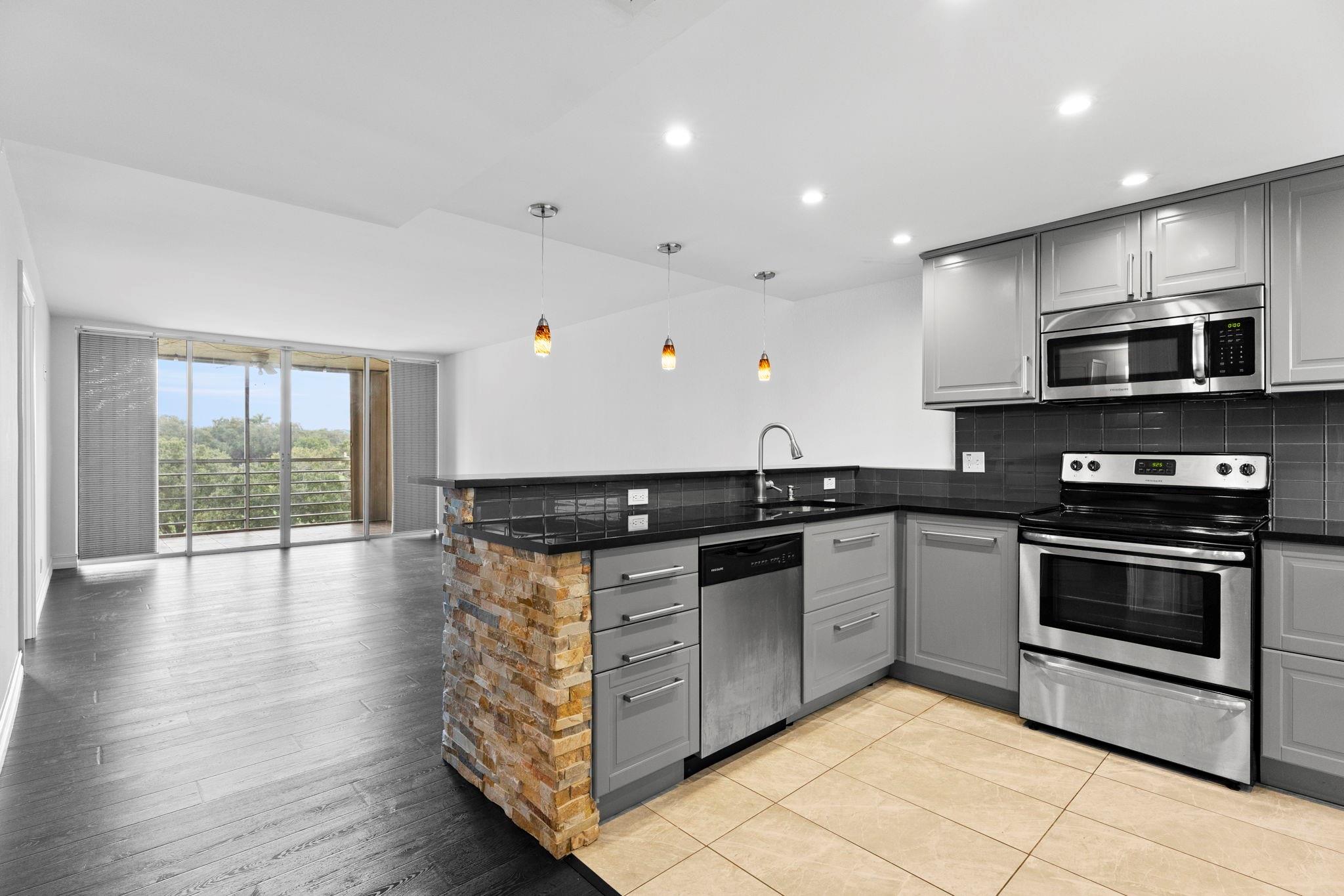 Poinciana 7 Of Pine Islan - Residential Lease