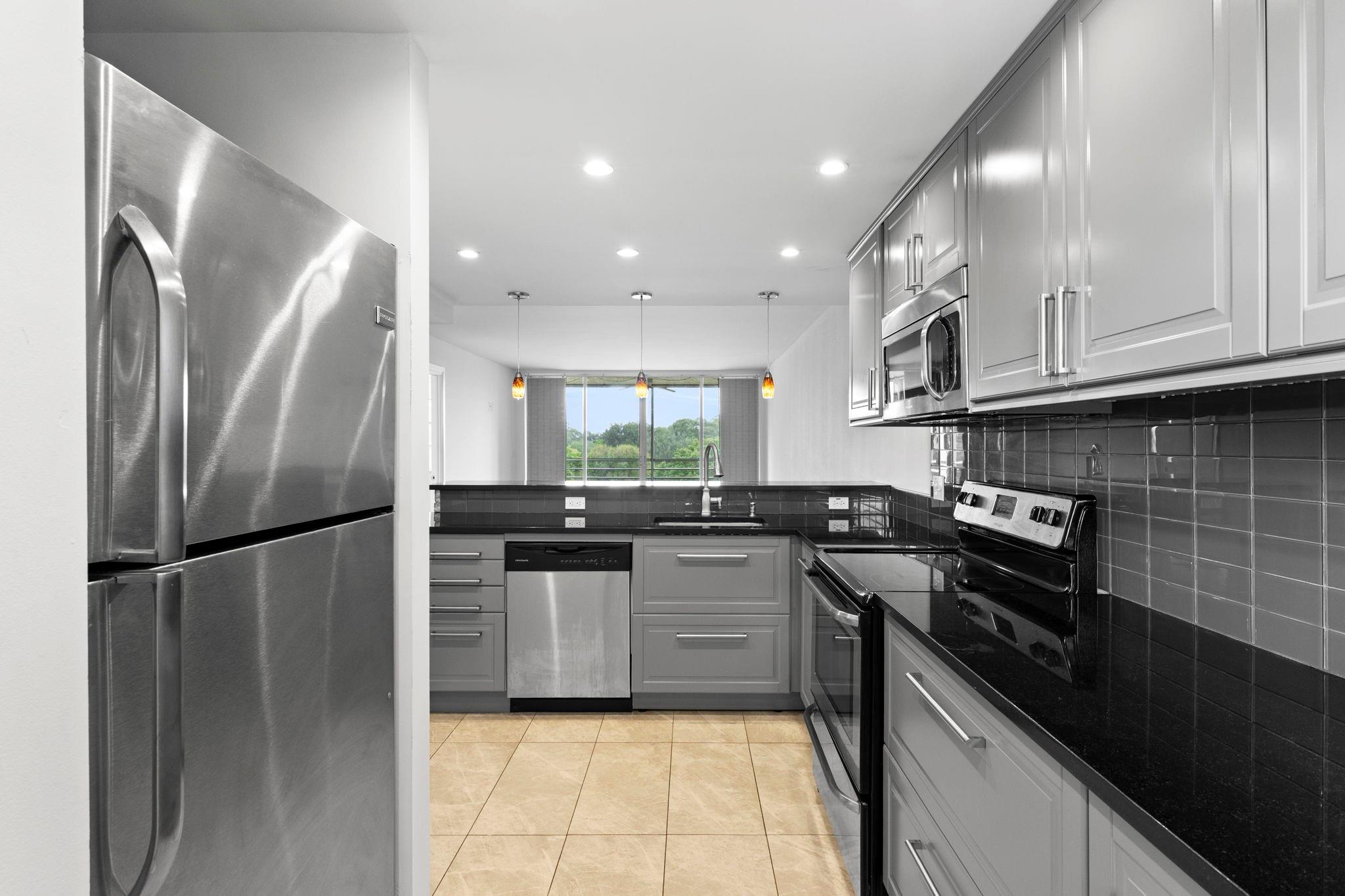 Poinciana 7 Of Pine Islan - Residential Lease