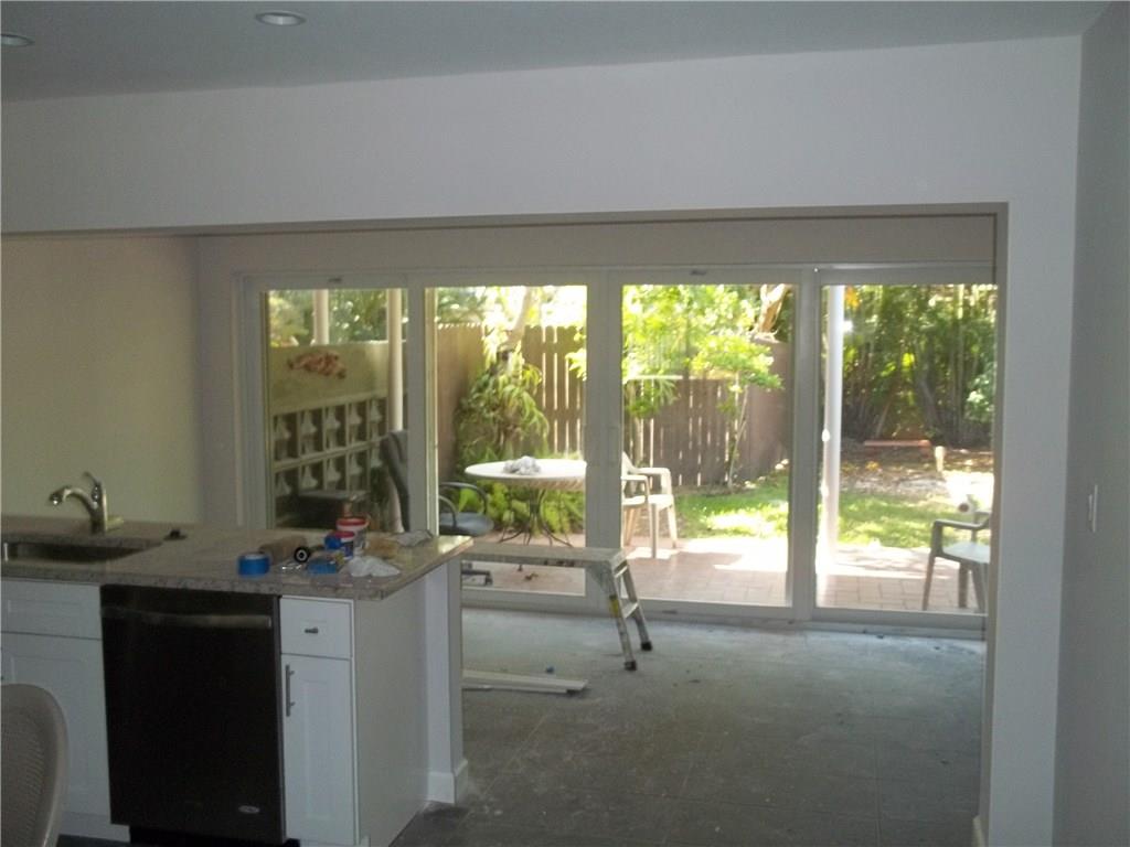 FLORANADA RIDGE SEC A 30- - Residential Lease