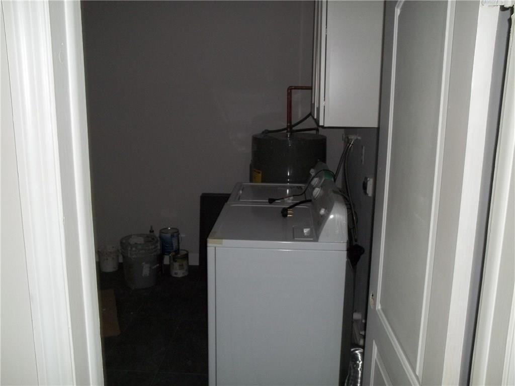 FLORANADA RIDGE SEC A 30- - Residential Lease