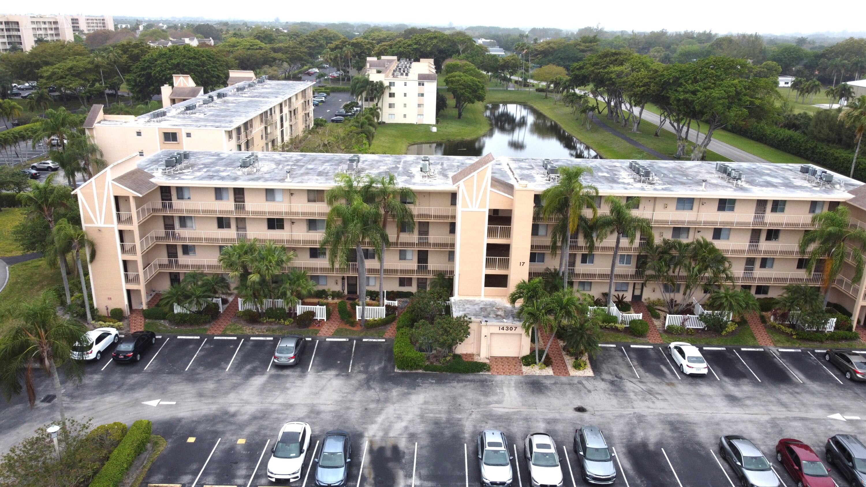 HUNTINGTON LAKES SEC TWO CONDOS - Residential Lease