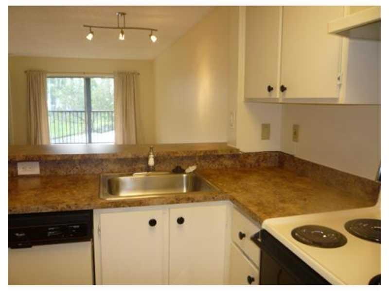 CYPRESS BEND CONDO VII - Residential