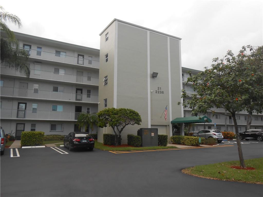 CYPRESS BEND CONDO VII - Residential