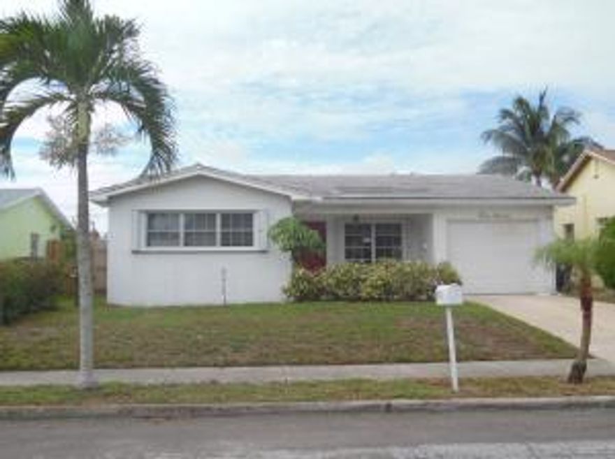 Awesome home in highly sought after College Park just minutes form any place you need to go! This fabulous 2 bedroom 2 bath home has a fully fenced in yard, nice open floor plan with original hardwood parquet floors in the bedroom, open flooring to either tile or lay wood, room for a pool, and a spacious one car garage! This home is part of the 1st Look initiative. Only Owner Occupant offers will be considered for the first 20 days of the listing! Also ask about our 3% buyer ready program!