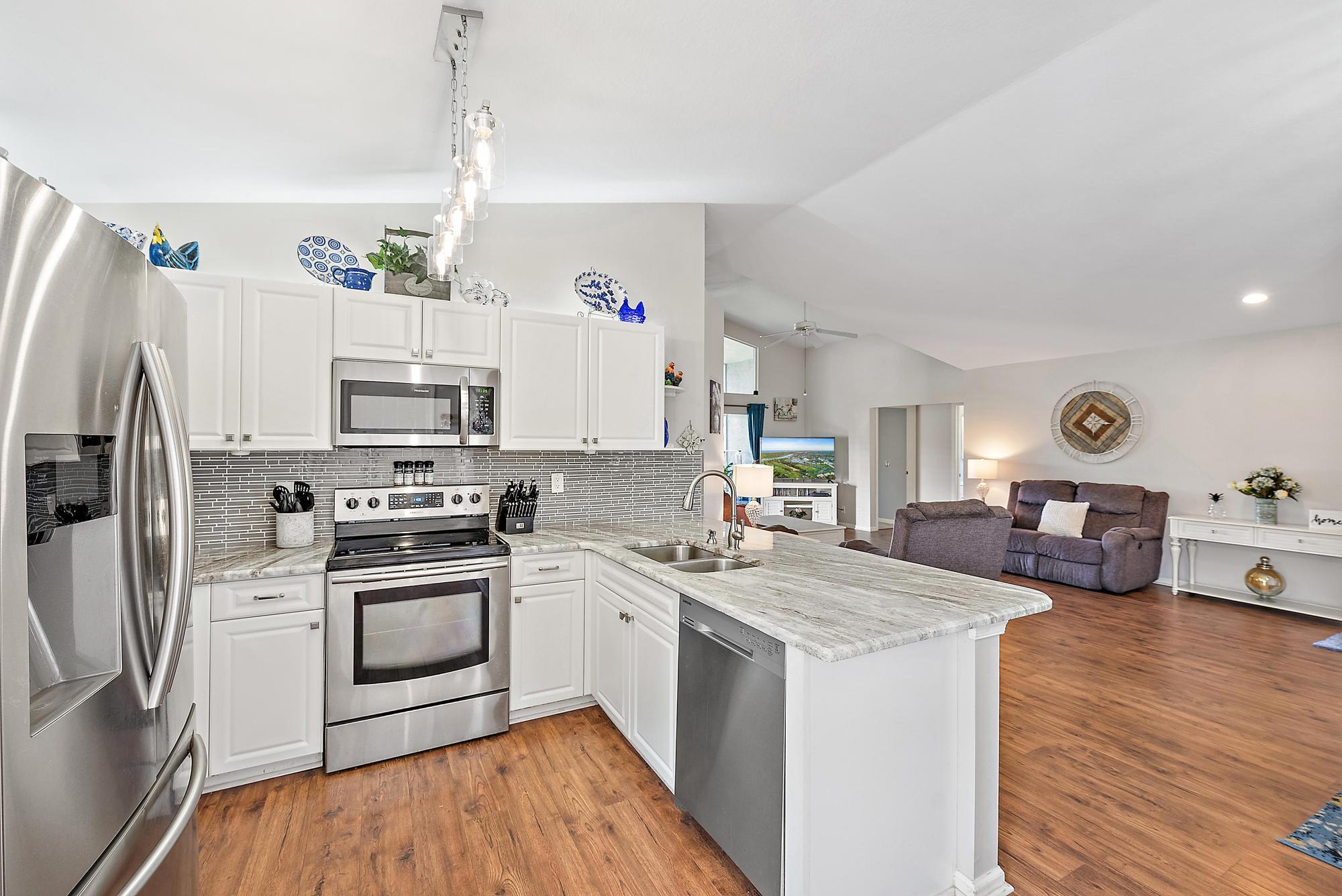 2740 SW Versailles Terrace Stuart - 2725291243
