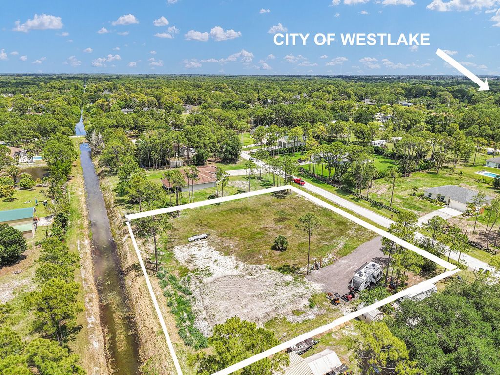 Photo of 17147 71st Lane N, Loxahatchee, FL 33470 (MLS # B26022118)