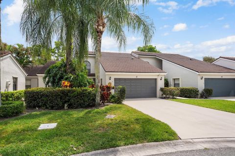 61 Edinburgh Drive Palm Beach Gardens FL 33418