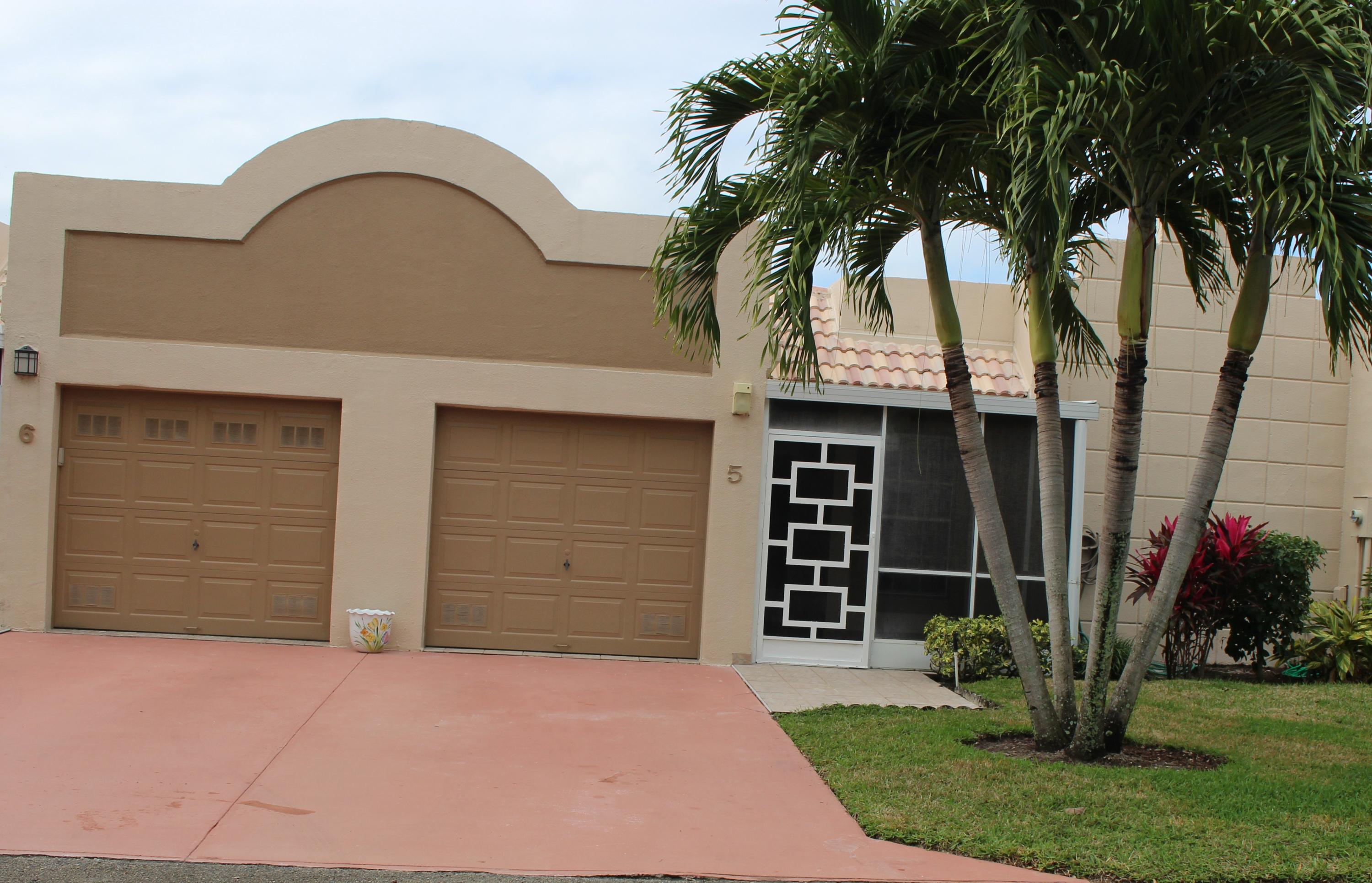 OWNER MOTIVATED Bring ALL OFFERS!!This Beautiful 2 Bedroom and 2 Bath Villa allowing SMALL animals...features BRAND NEW condition...JUST PAINTED.. NEW stainless steel appliances + NEW Microwave, large master bedroom closets, Entire villa is Tiled...FLORIDA ROOM plus SCREENED PATIO ... The Dining area flows into Living space light and bright PLUS Florida Room...Town Villa welcomes you with extremely low HOA fee, clubhouse with Billiards and fitness area, heated POOL, Tennis, shuffle Board, Bocci Ball and Abundance of Activities..Close to shopping and clubhouse, and restaurants