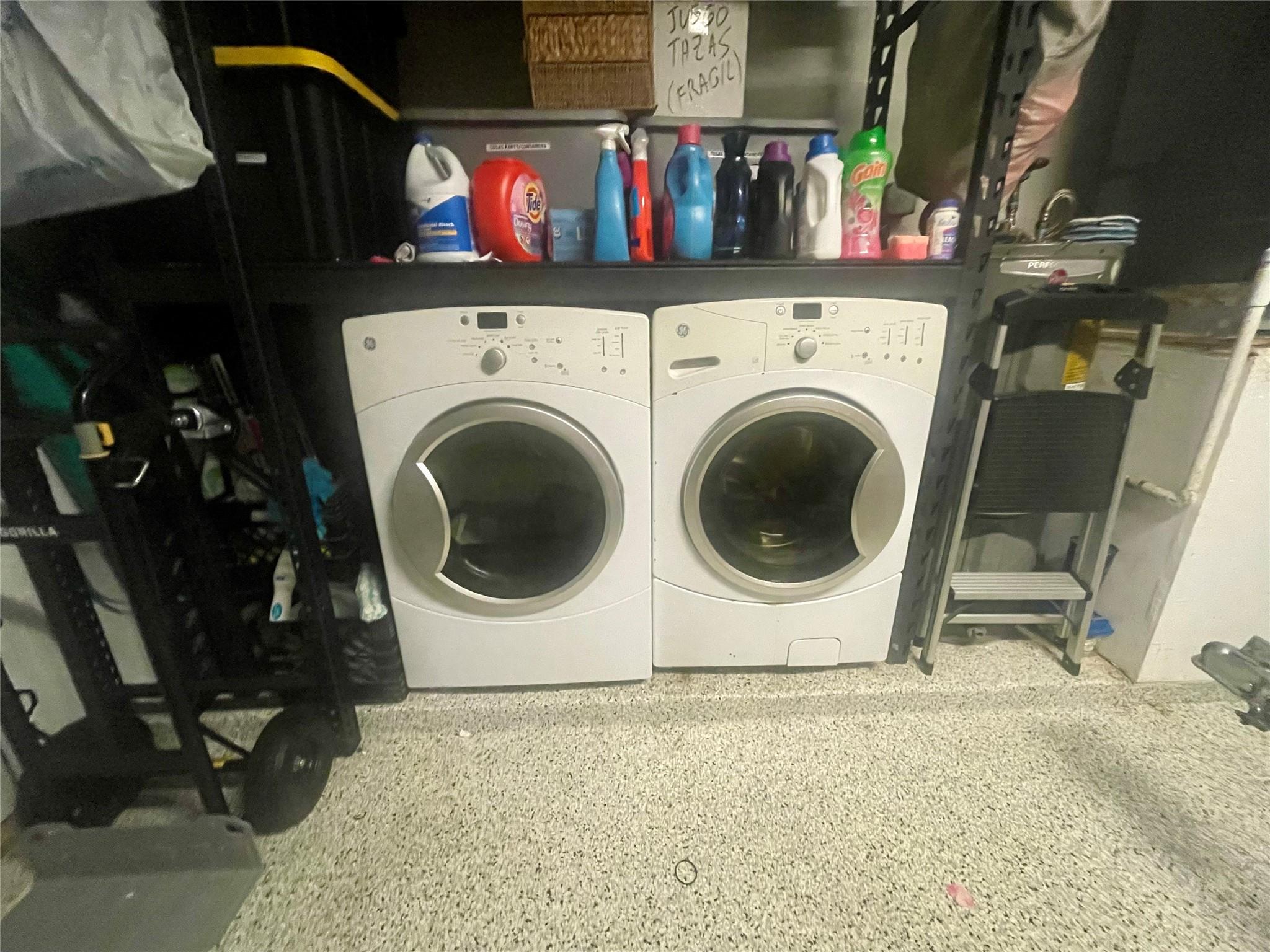 BRENTWOOD VILLAGE - Residential Lease