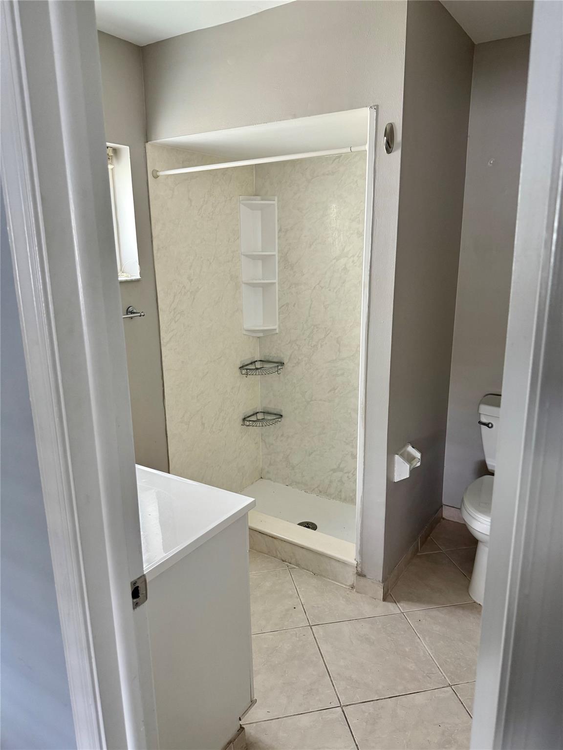 BRENTWOOD VILLAGE - Residential Lease