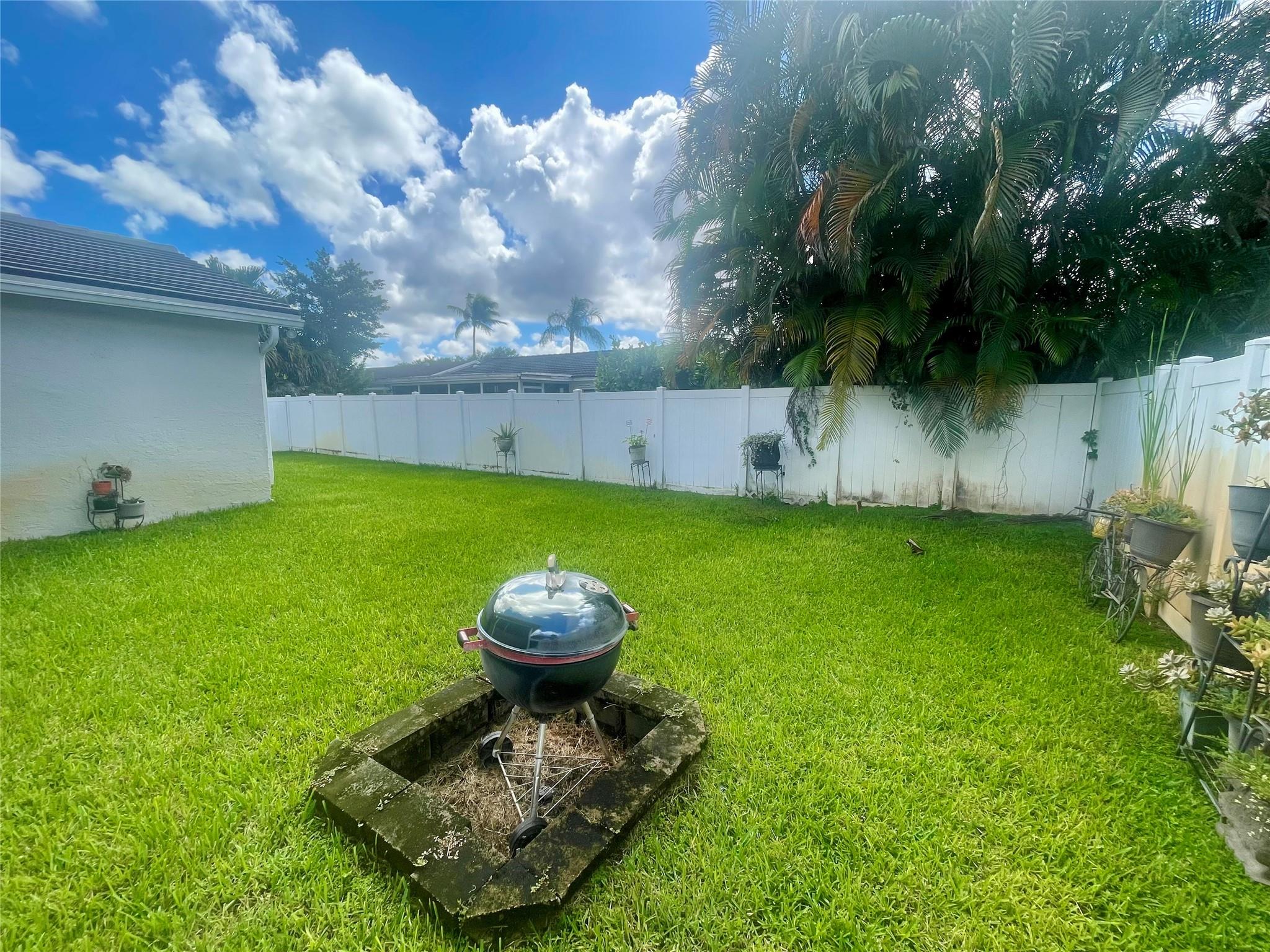 BRENTWOOD VILLAGE - Residential Lease