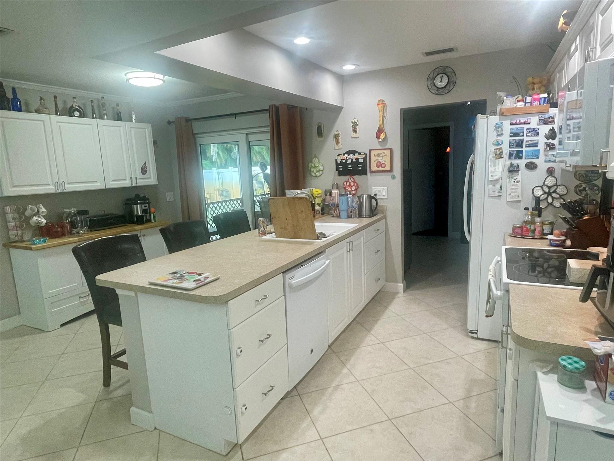 BRENTWOOD VILLAGE - Residential Lease