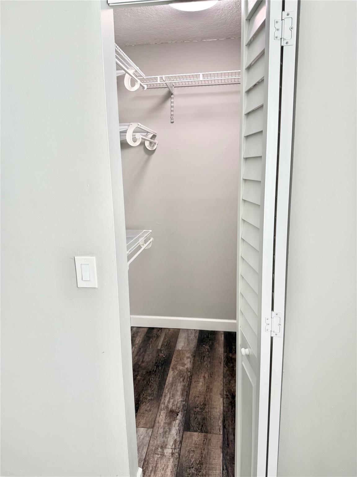 BRENTWOOD VILLAGE - Residential Lease