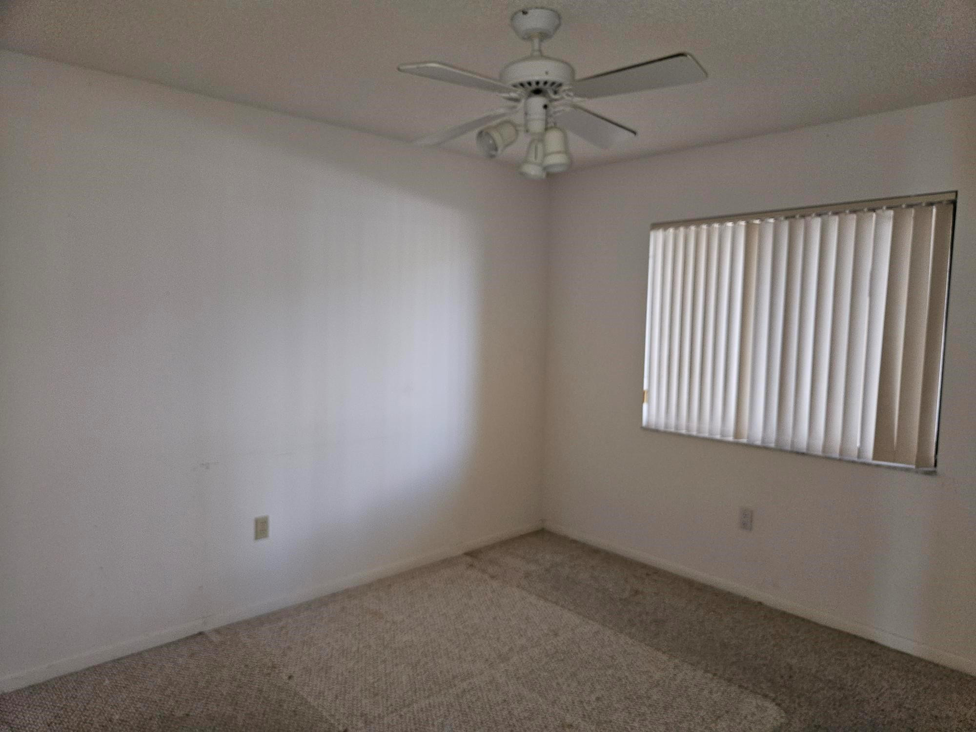 HUNTINGTON POINTE - Residential