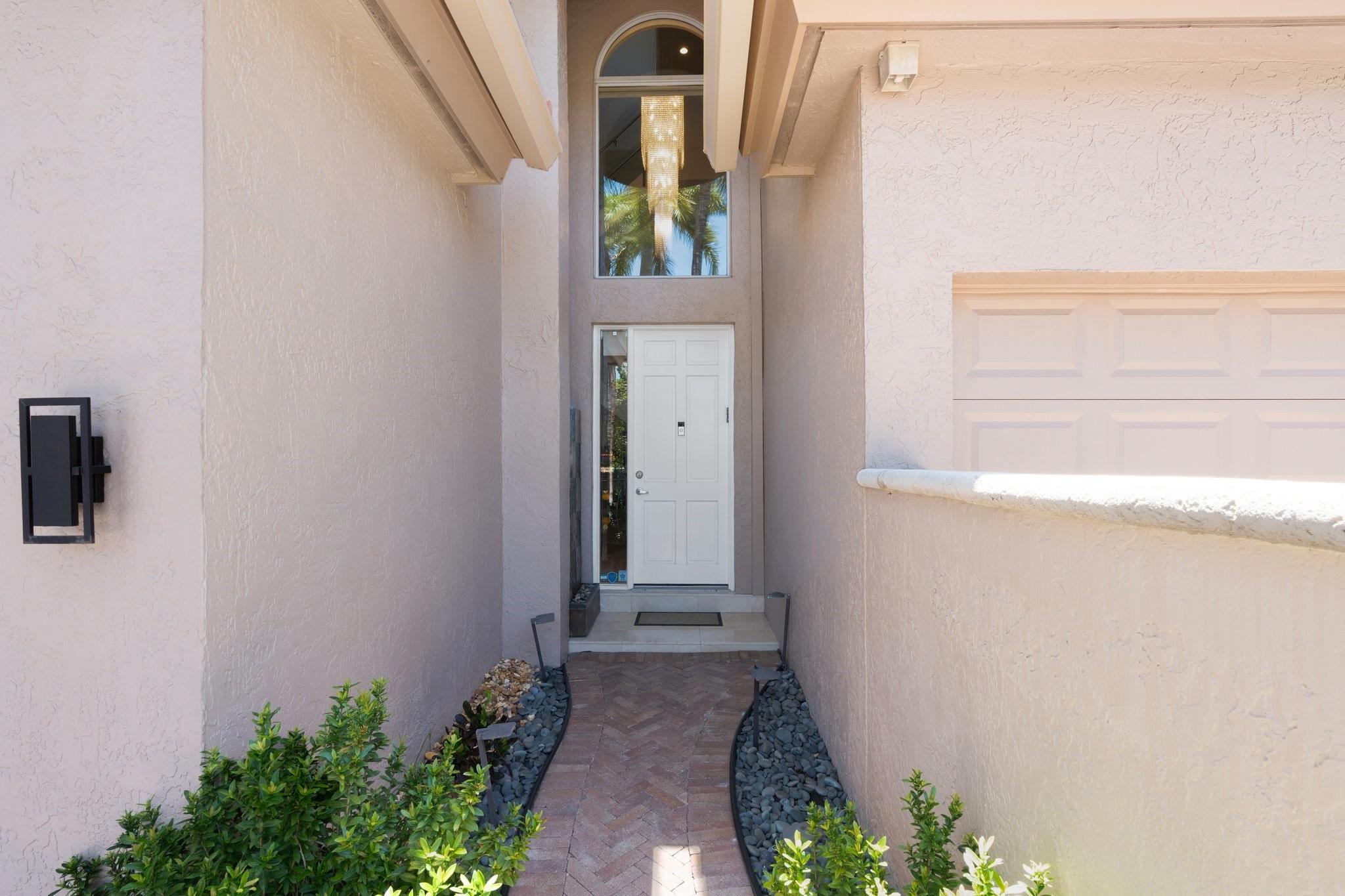 Lauderdale Isle - Residential