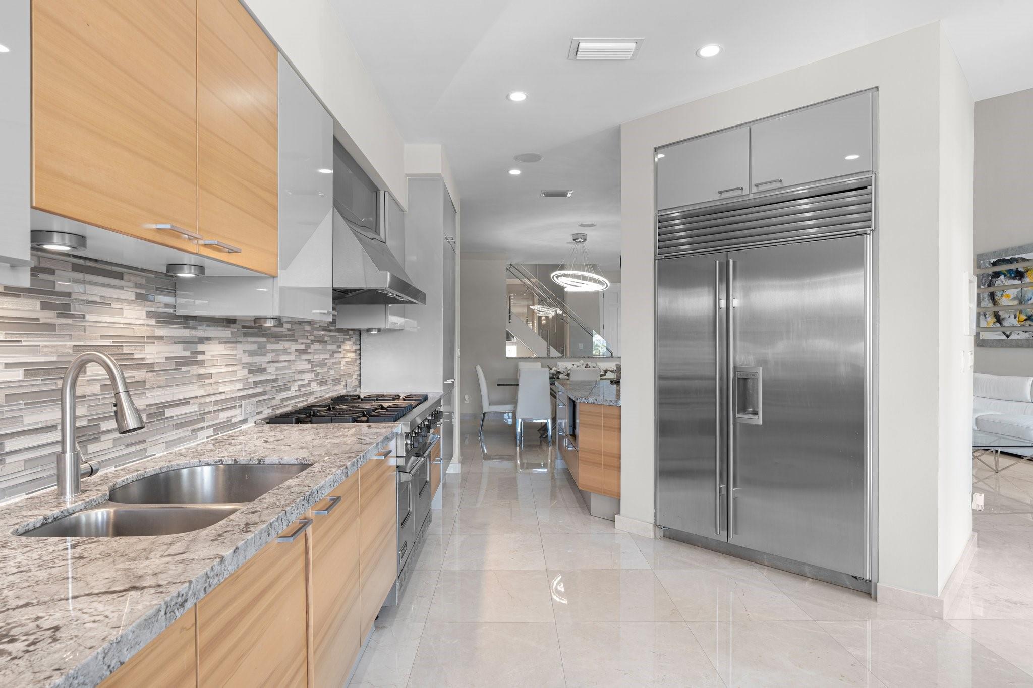 Lauderdale Isle - Residential